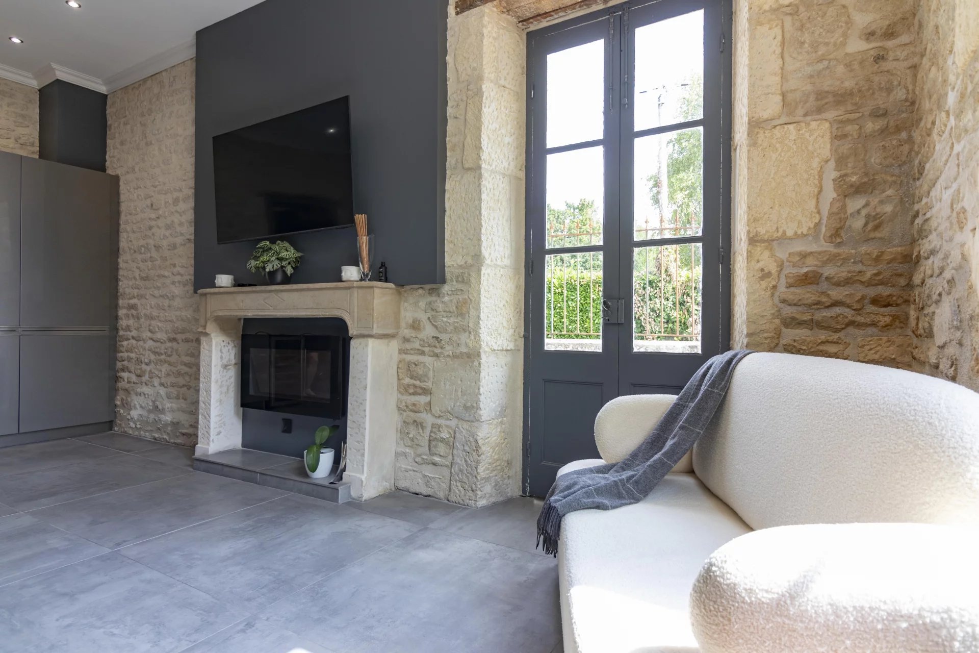 Elegant Château with Guest Wing, Pool and Gardens Near St Jean d’Angély, Poitou-Charentes – France – BVI82696