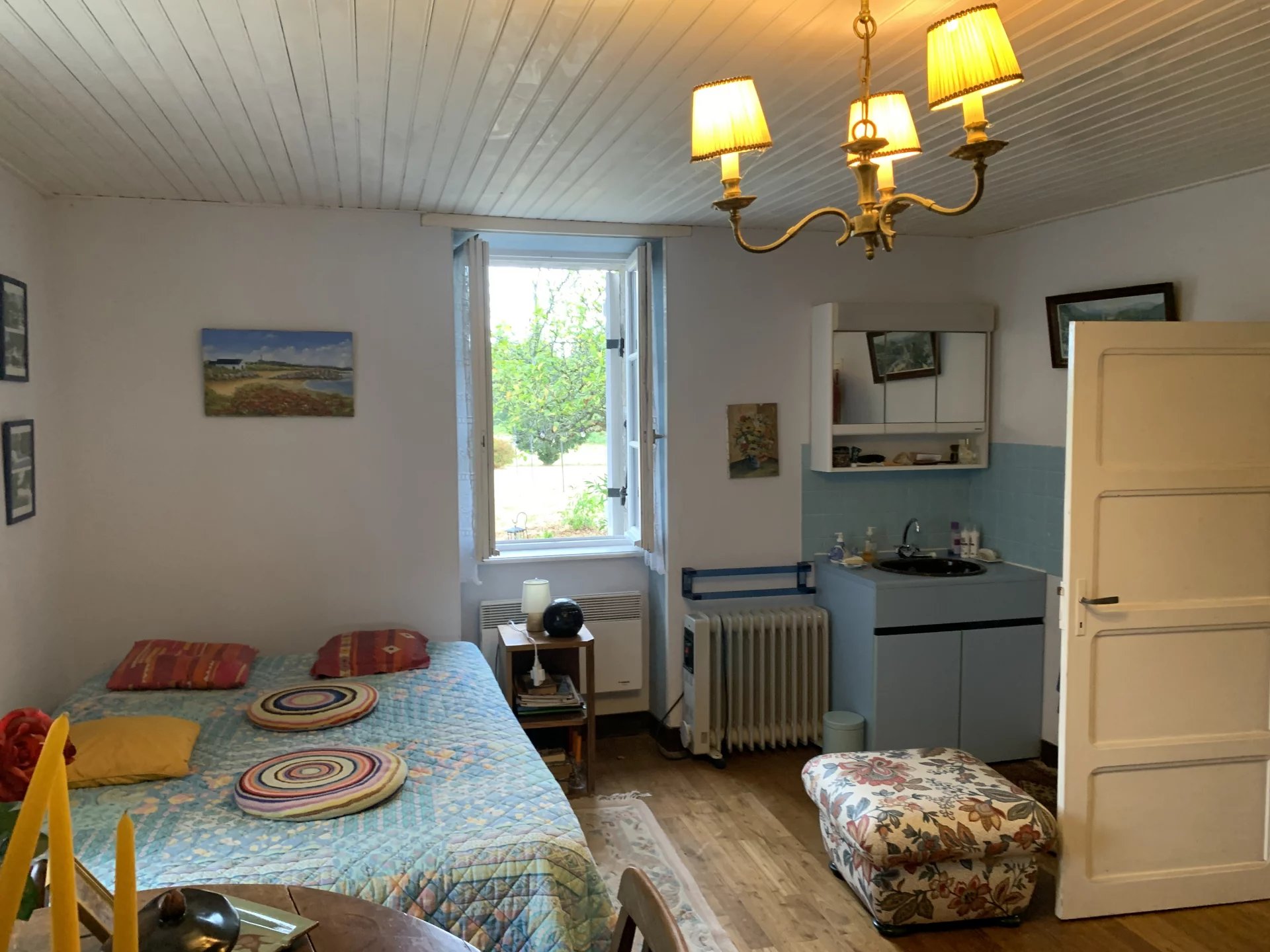 Tranquil Hamlet Home with Land, Stables and Scope for a Pool, Aquitaine – France – BVI81895