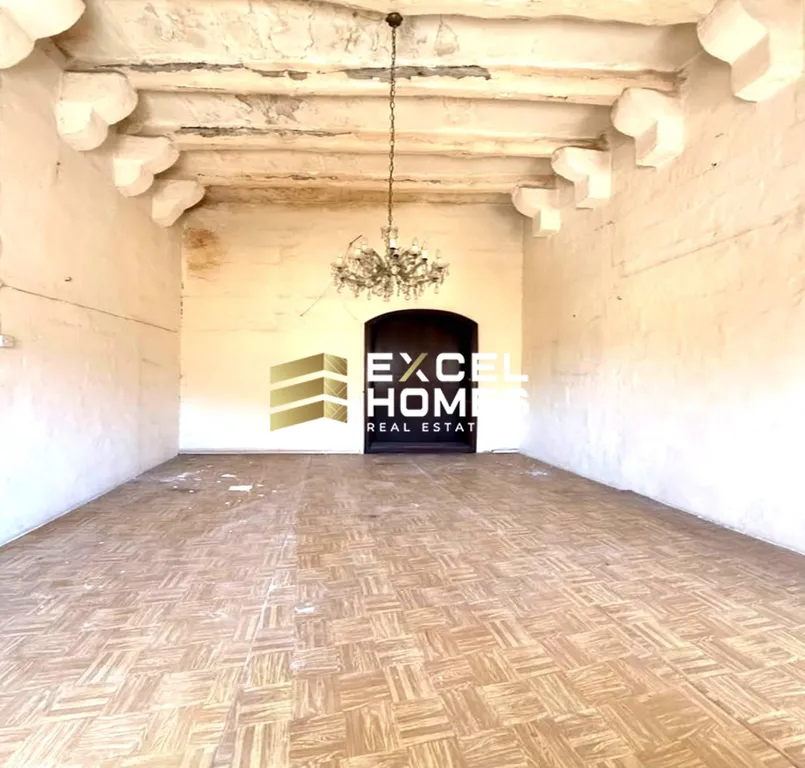 2 bedroom Character House in Qormi, Malta – 64016