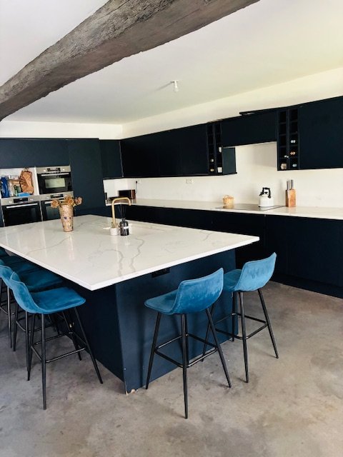 6 bedroom maison de village in Charroux, Vienne, France – 02AA785611C74F29