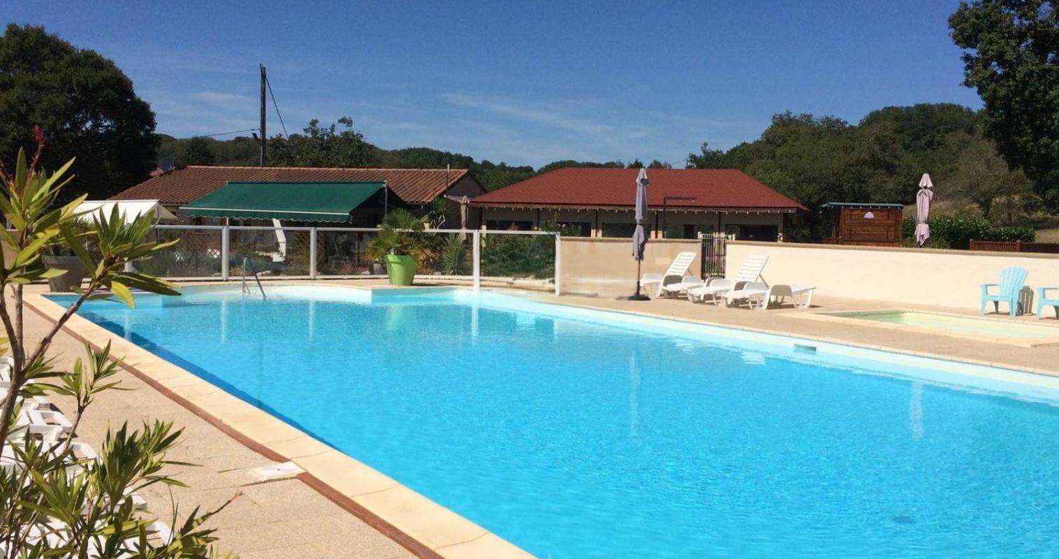 30 bedroom propriete in Lentillac Lauzes, Lot, France