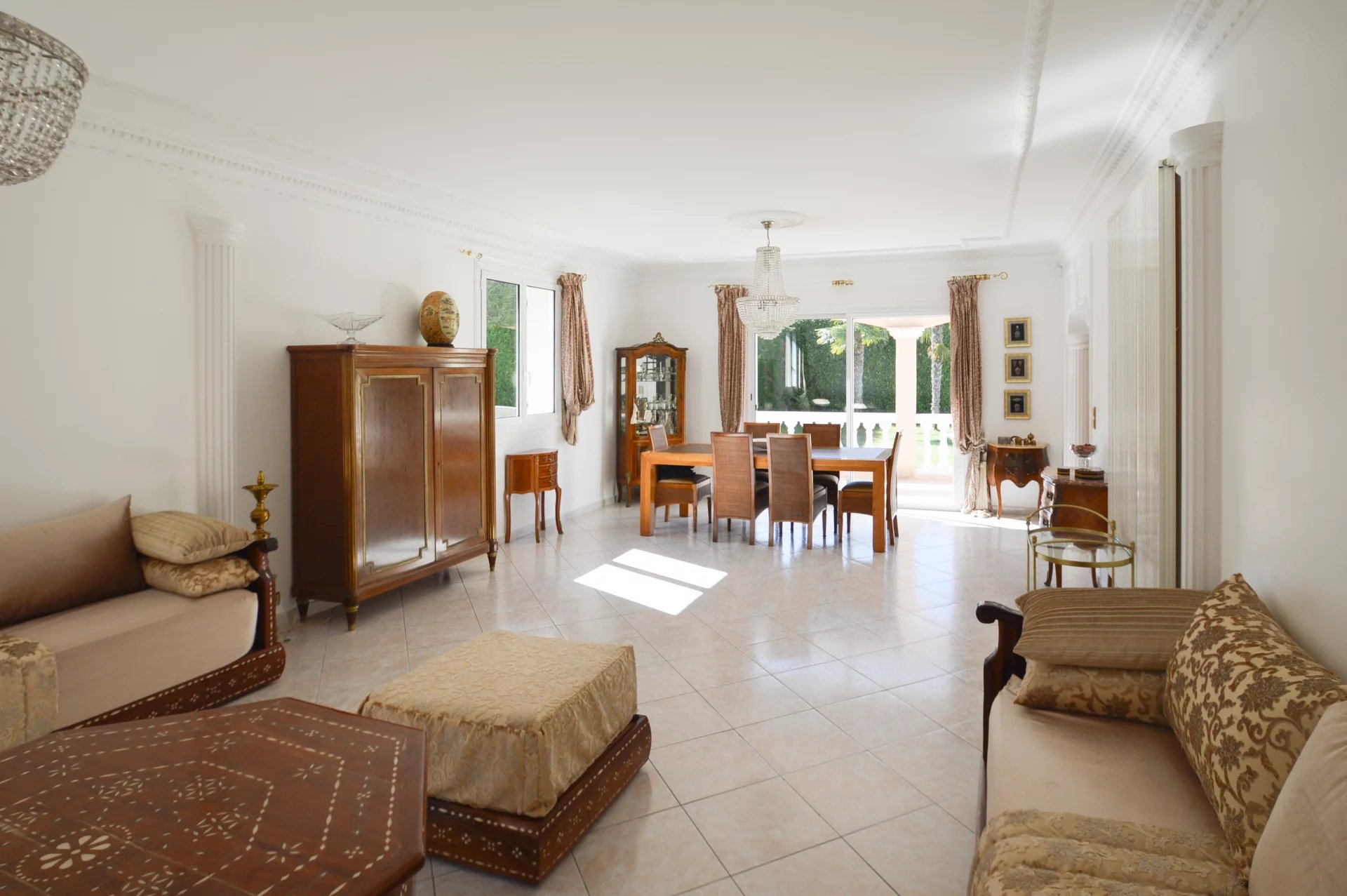 Stunning 230sqm Villa located between Bouc Bel Air and Cabriès, Provence-Alpes-Côte d’Azur – France – BVI79292