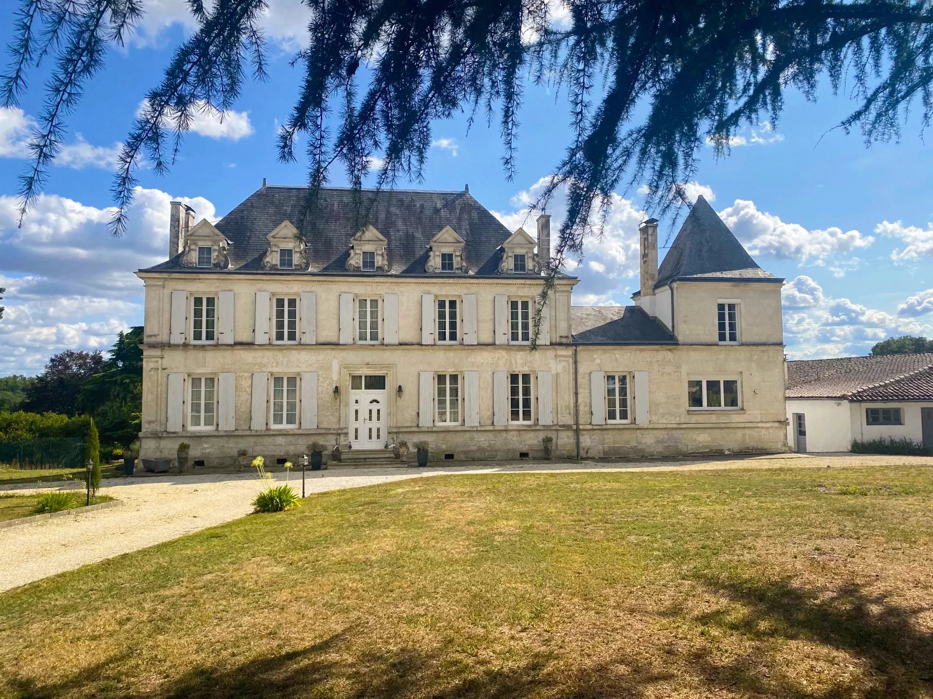 Stunning 6 bed/6 bath chateau with pool, tennis court and caretaker’s accommodation, Poitou-Charentes – France – BVI71960