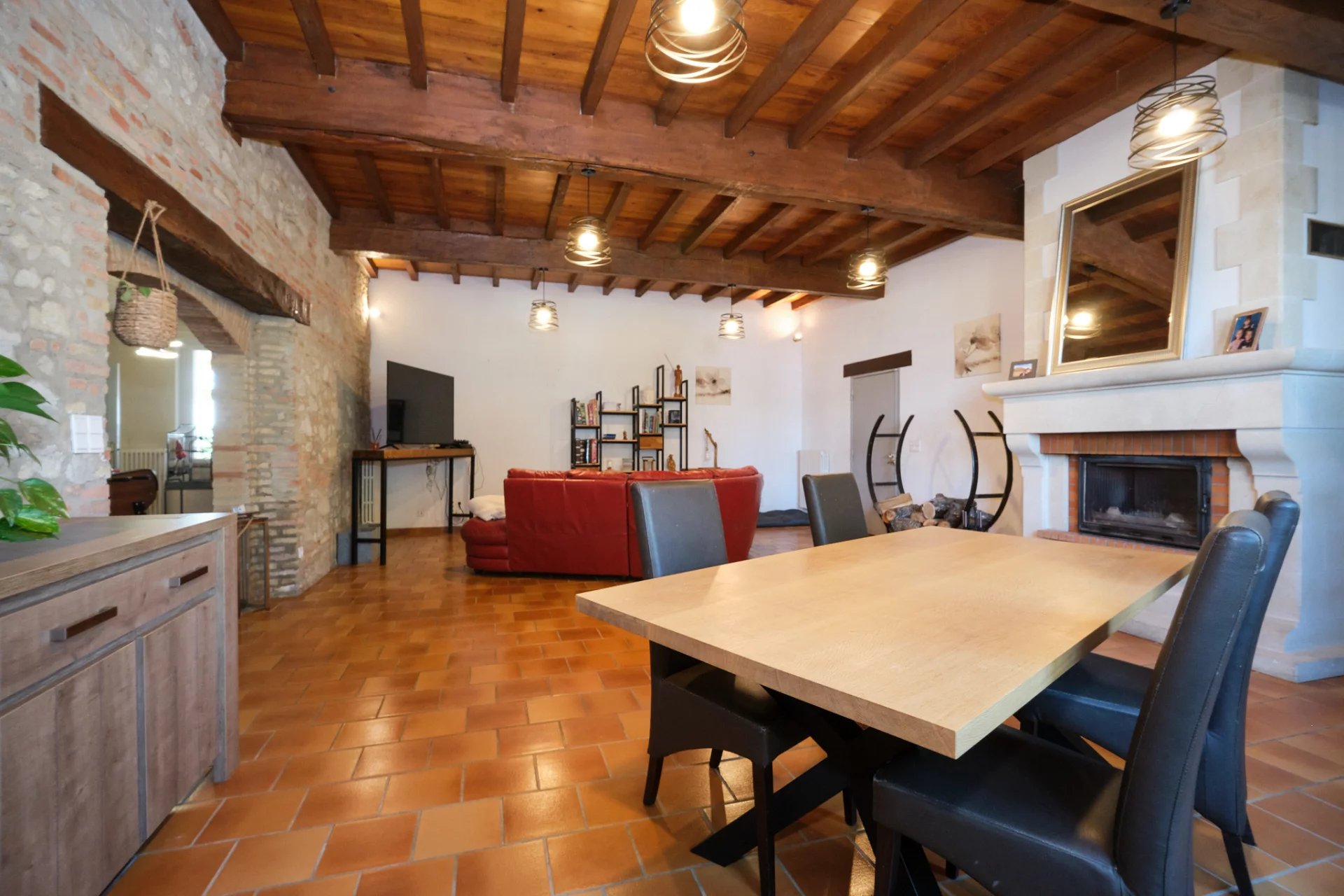 Spacious 5-Bedroom Family Home with Panoramic Views – Salvagnac, Midi-Pyrénées – France – BVI82420