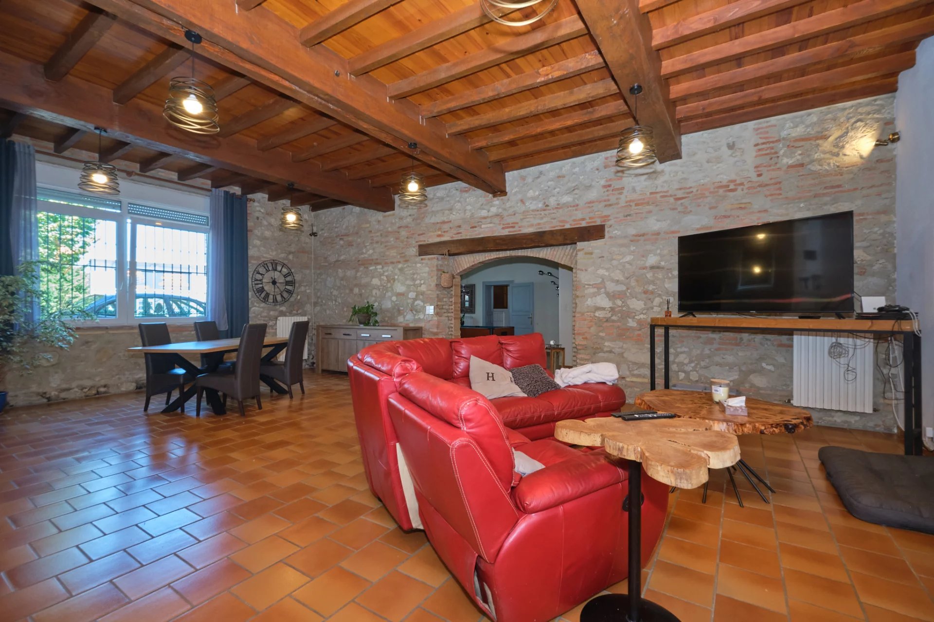 Spacious 5-Bedroom Family Home with Panoramic Views – Salvagnac, Midi-Pyrénées – France – BVI82420