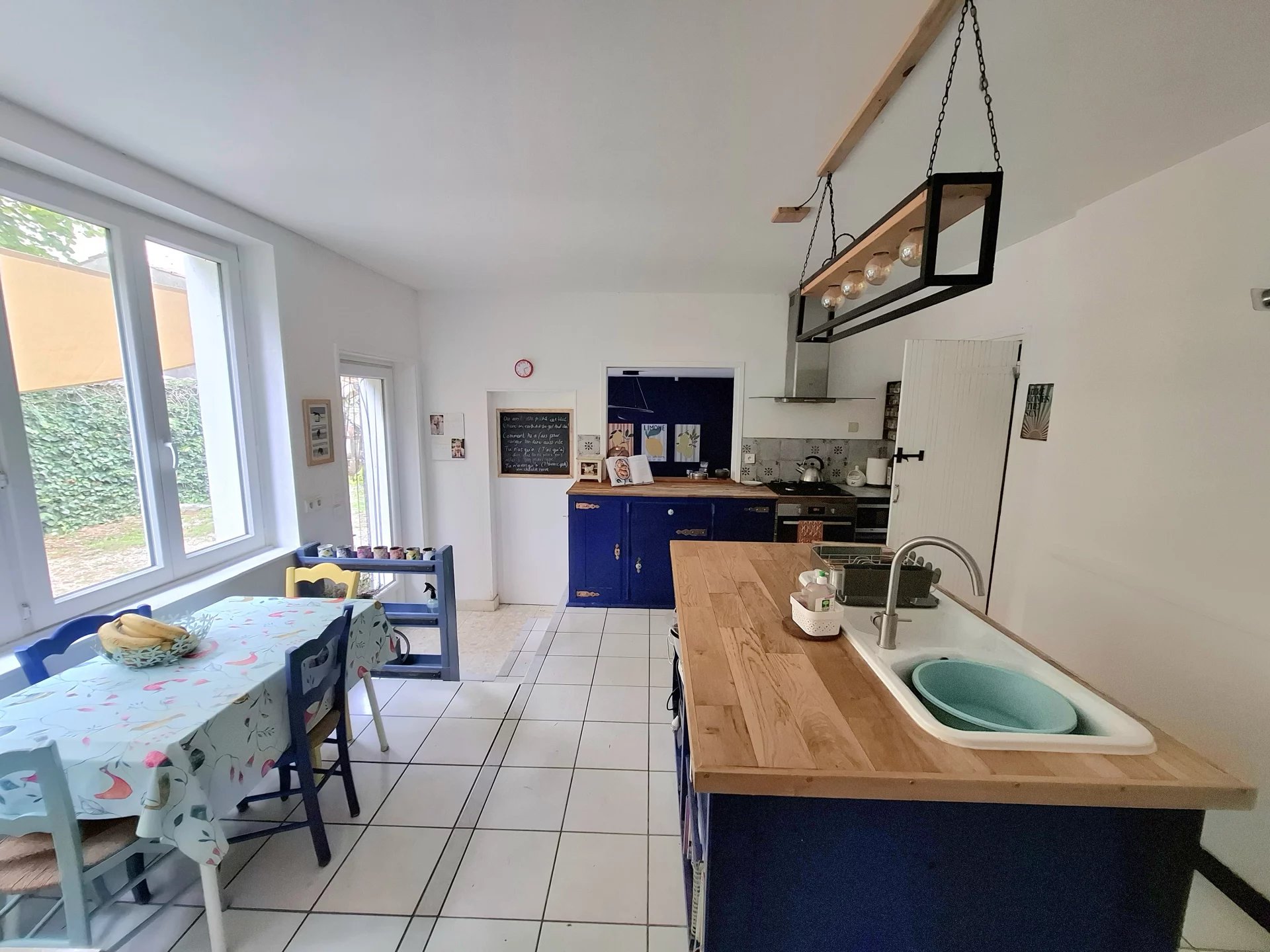 Attractive property with amazing living area and large, private grounds, Poitou-Charentes – France – BVI81980