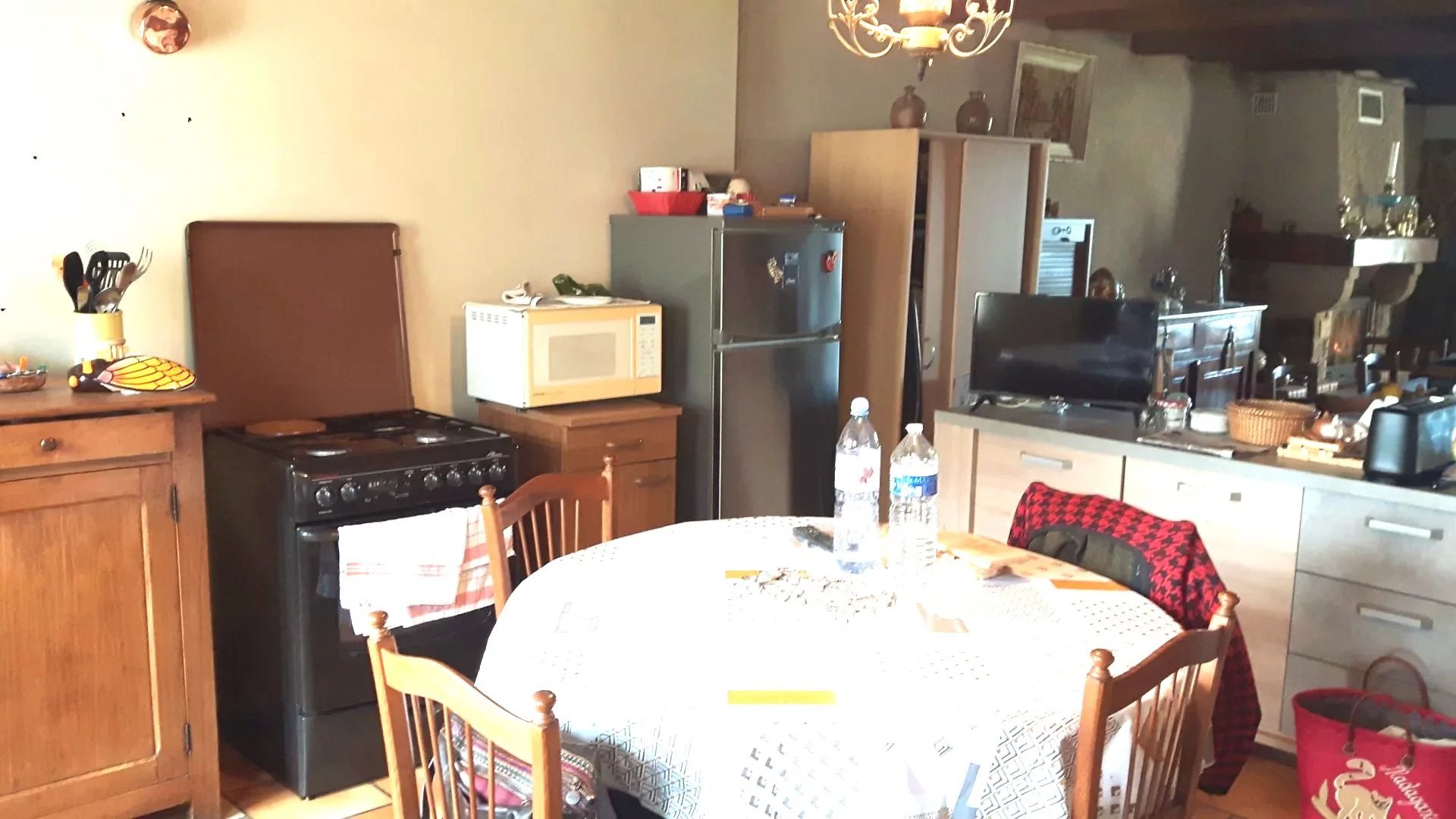 House and barns, plus house to renovate and 3.8 hectares of land, Limousin – France – BVI82116