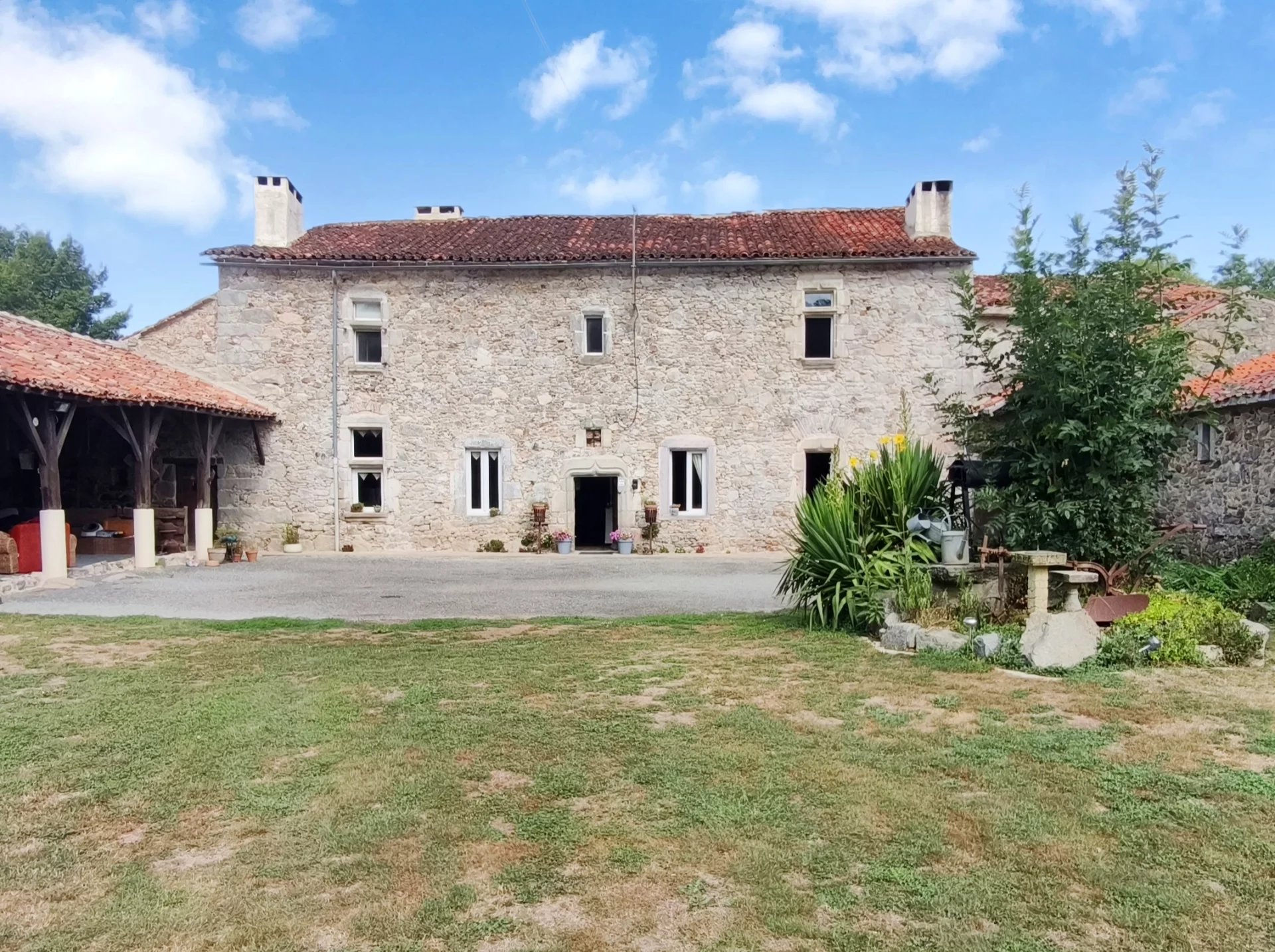 Elegant 13th-Century Country Estate with Woodland, Campsite & Outbuildings, Poitou-Charentes – France – BVI82298