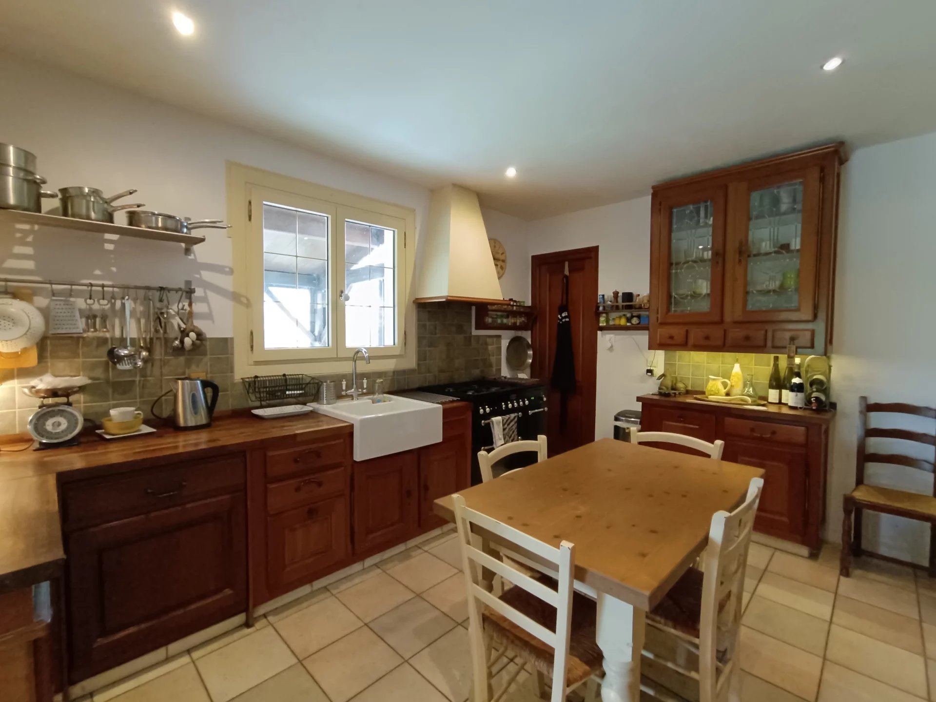 Charming house with pool and guest cottage near Maillezais, Pays de la Loire – France – BVI76710