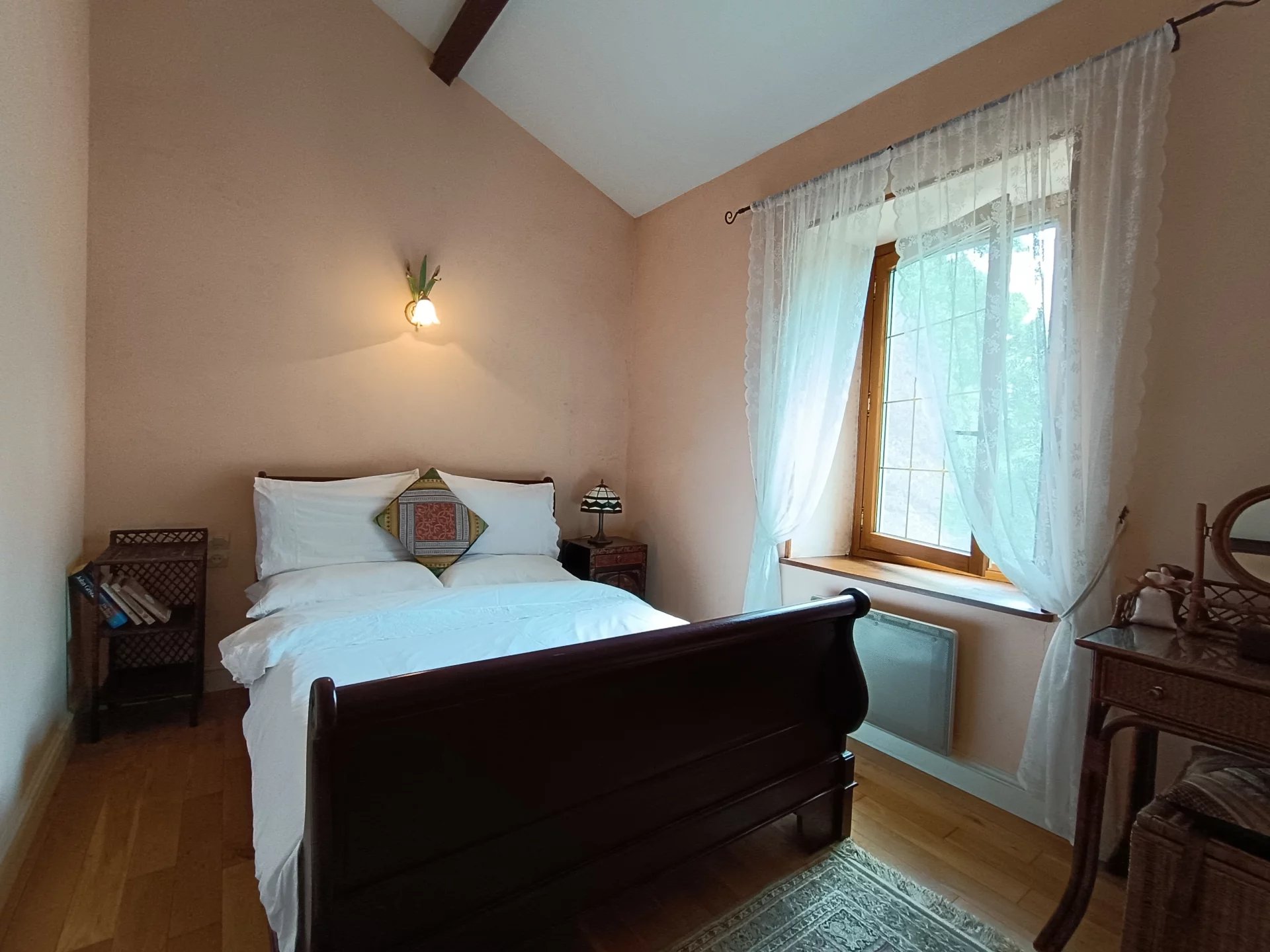 Charming house with pool and guest cottage near Maillezais, Pays de la Loire – France – BVI76710