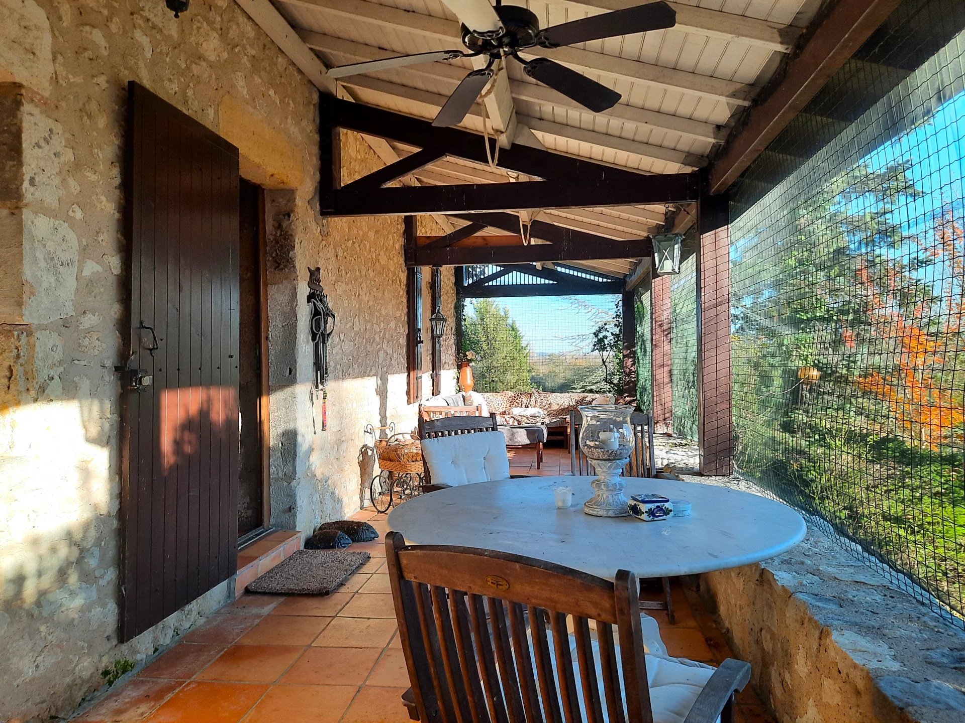 Charming stone property with guest house and swimming pool, Aquitaine – France – BVI77856