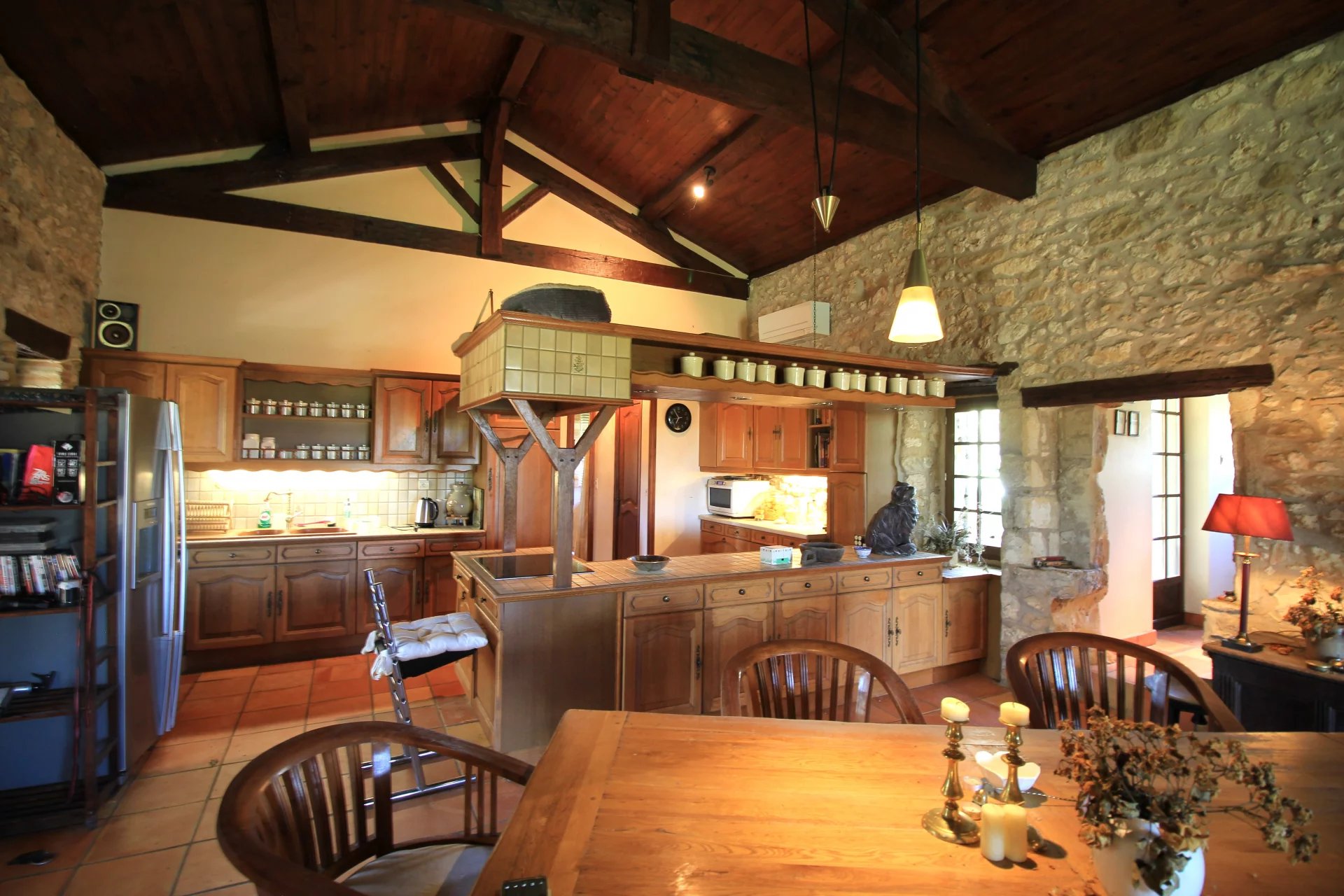 Charming stone property with guest house and swimming pool, Aquitaine – France – BVI77856