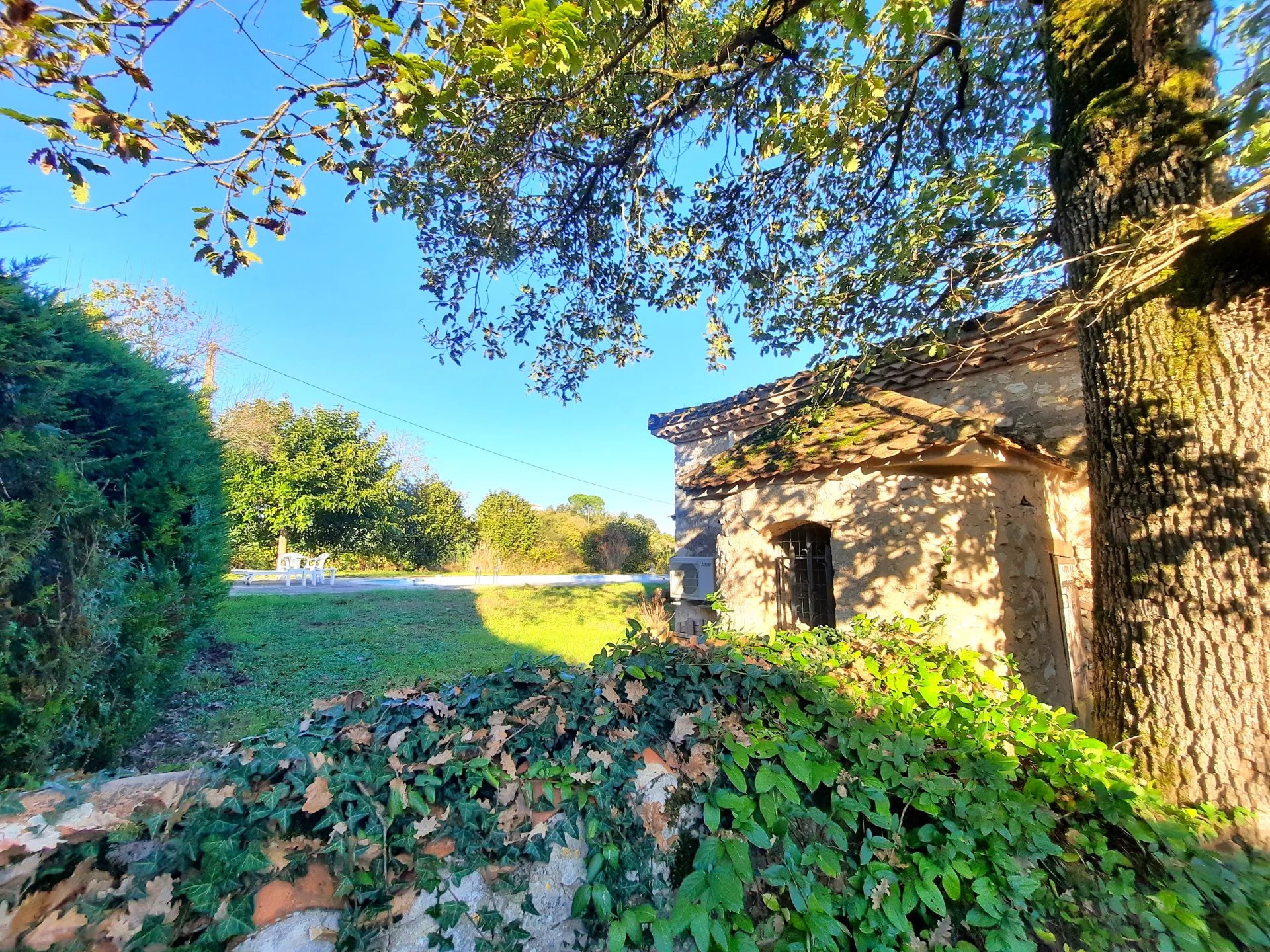 Charming stone property with guest house and swimming pool, Aquitaine – France – BVI77856
