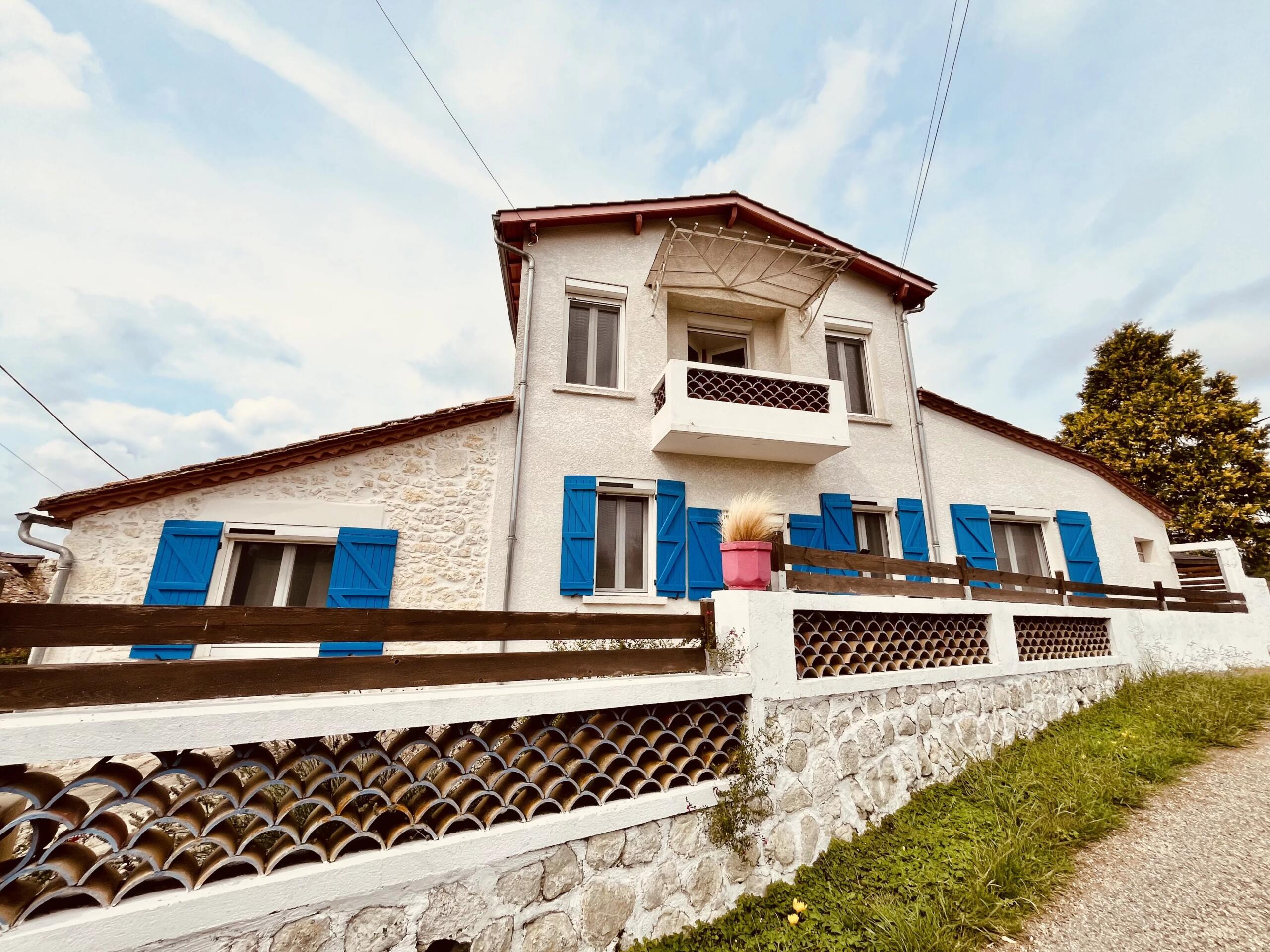 Charming Country Home with Pool between Duras and Eymet, Aquitaine – France – BVI82826