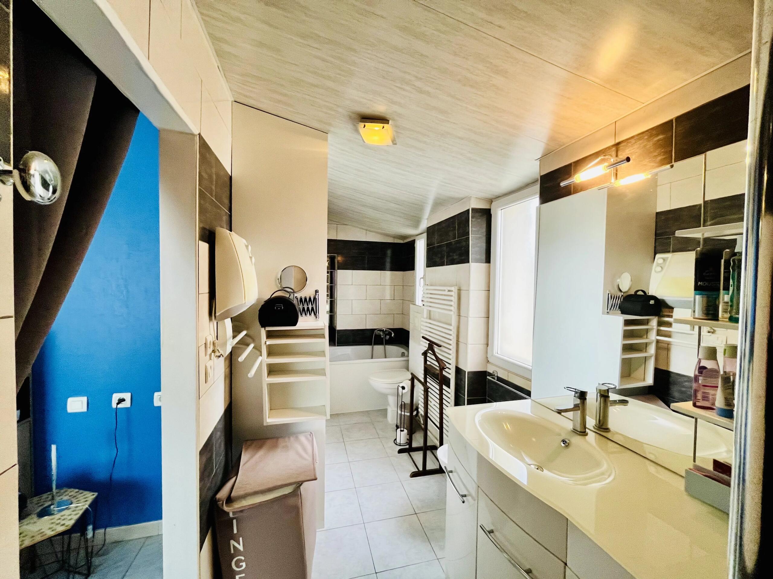 Charming Country Home with Pool between Duras and Eymet, Aquitaine – France – BVI82826