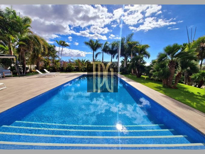 6 Bedroom Luxury Villa for sale in Adeje Golf, La Caleta, Adeje – ACA1859R