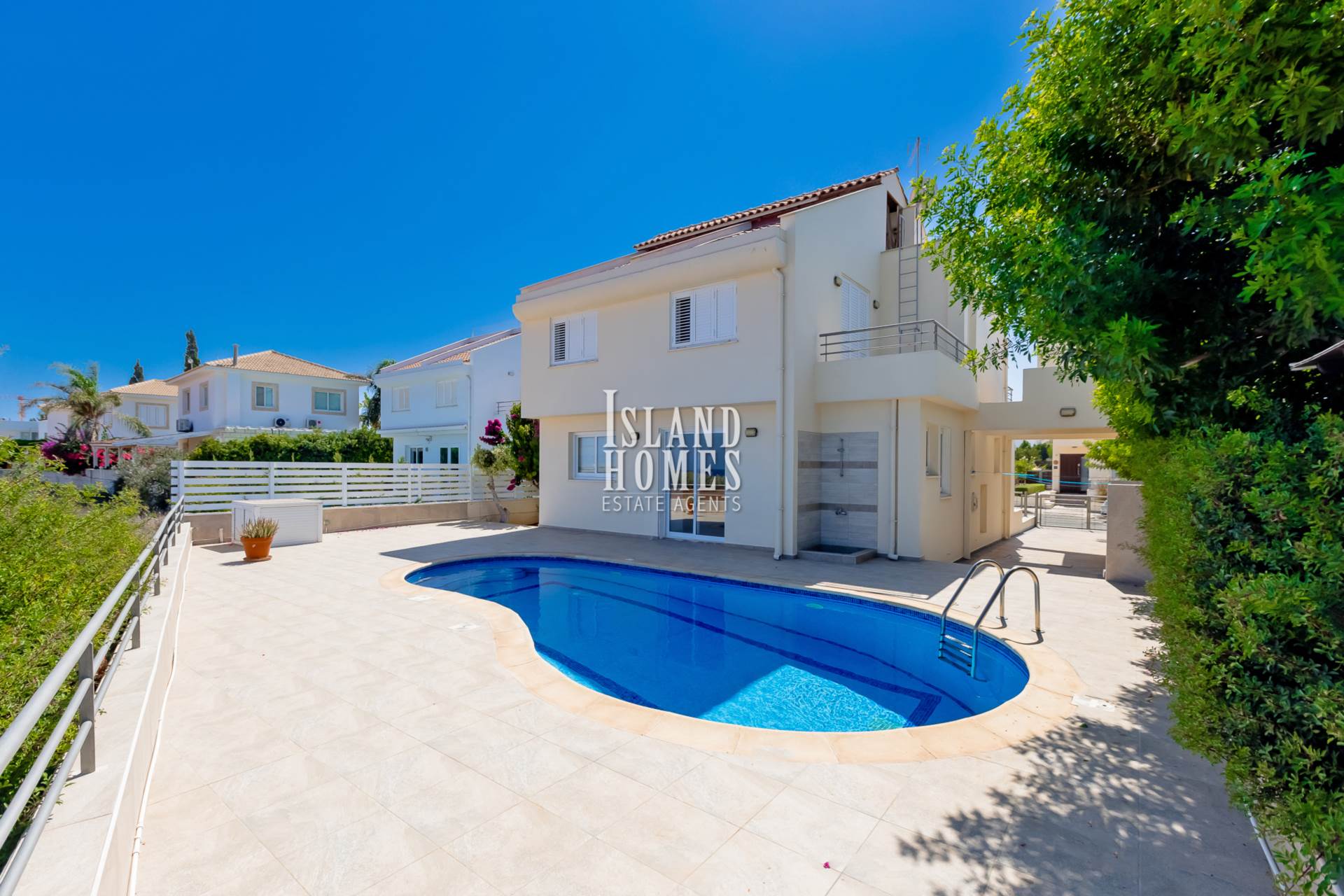 4 bedroom Detached in Ayia Triada, Famagusta, Cyprus – CcA101