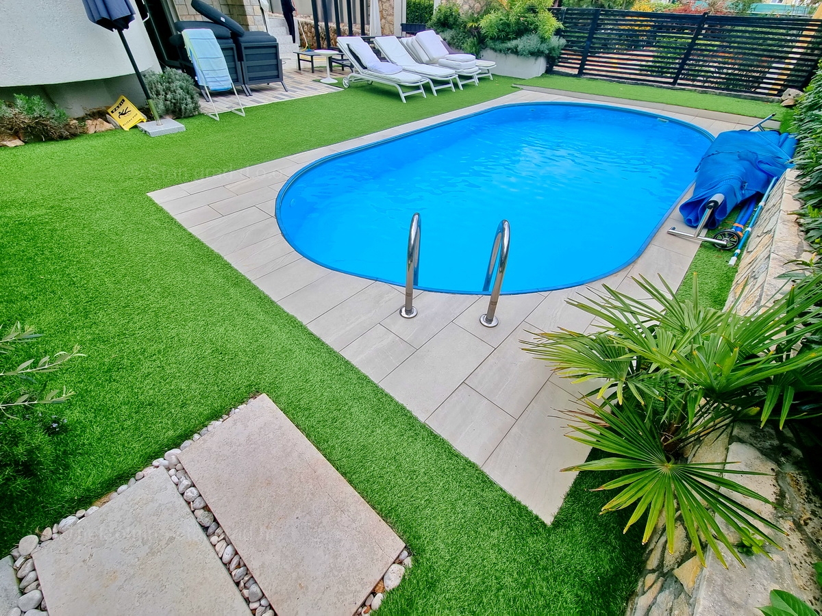 12 bedroom villa in Malinska-Dubašnica, Croatia – 102644