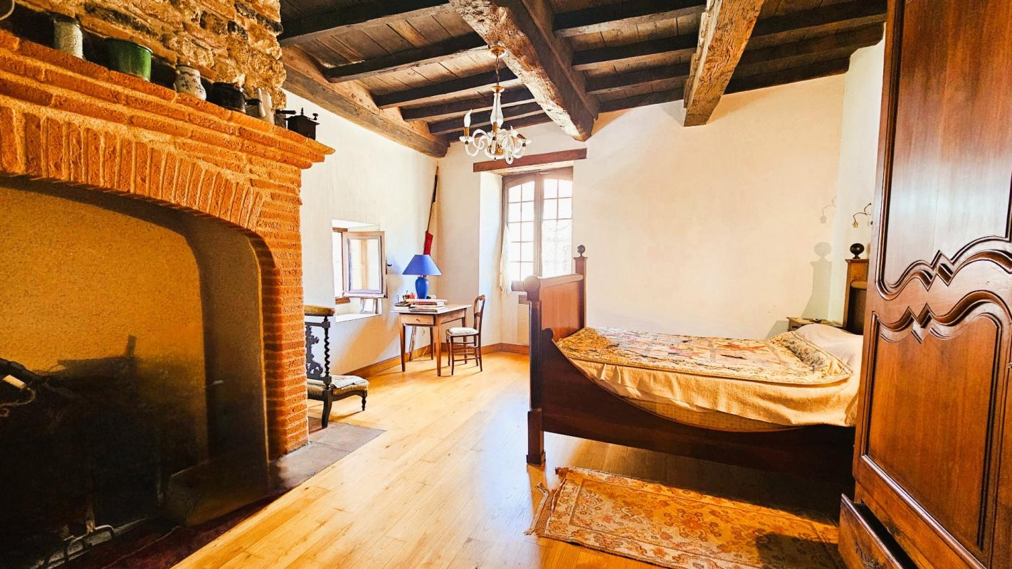 3 bedroom maison de village in Bruniquel, Tarn-et-Garonne, France – B3426BB45DC4476A