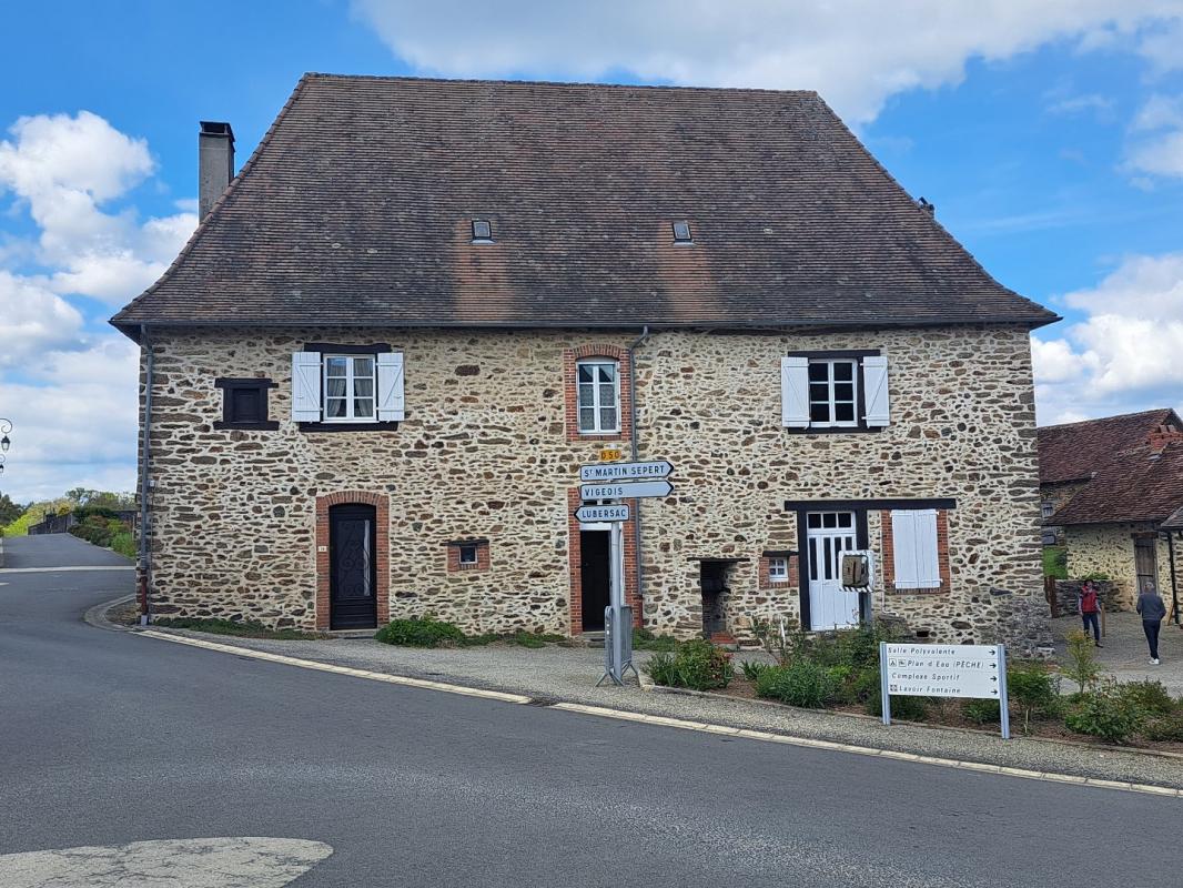 4 bedroom maison de village in Saint Pardoux Corbier, Corrèze, France – 6754F64586D2472B