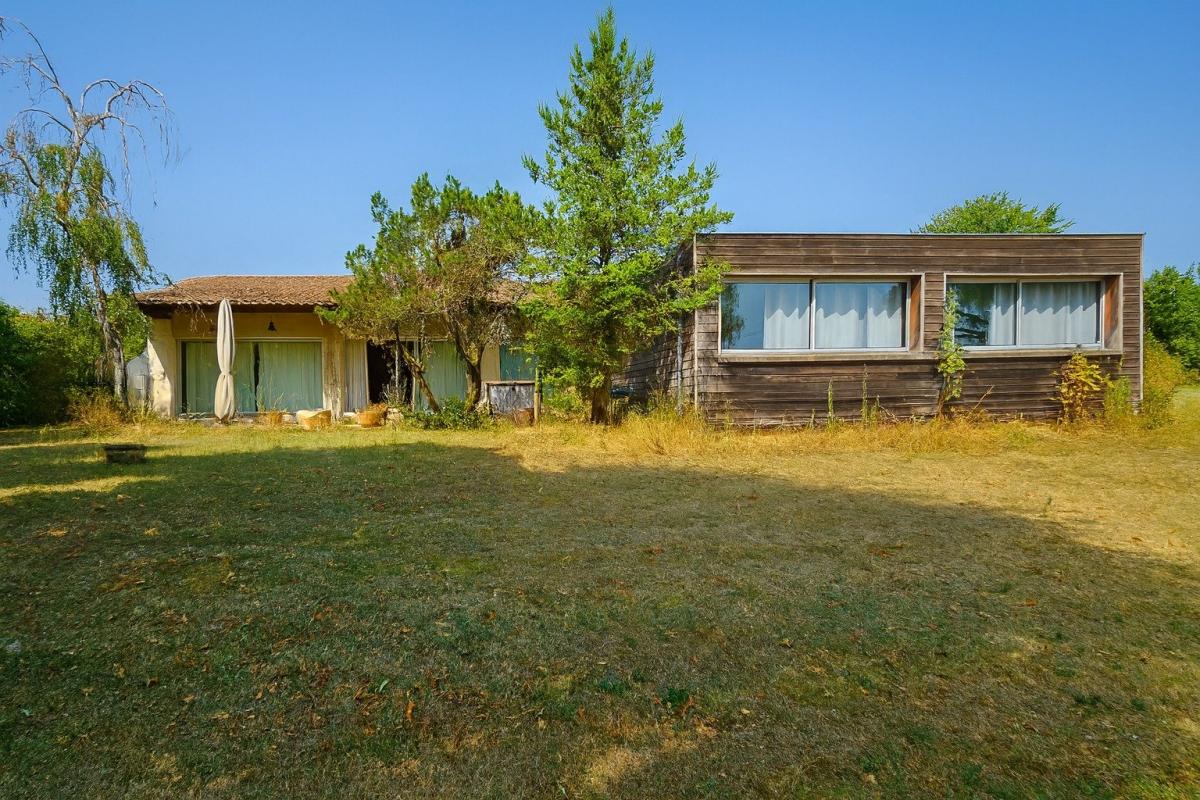 3 bedroom maison d’architecte in Montbron, Charente, France – A23FF293BA314AEB