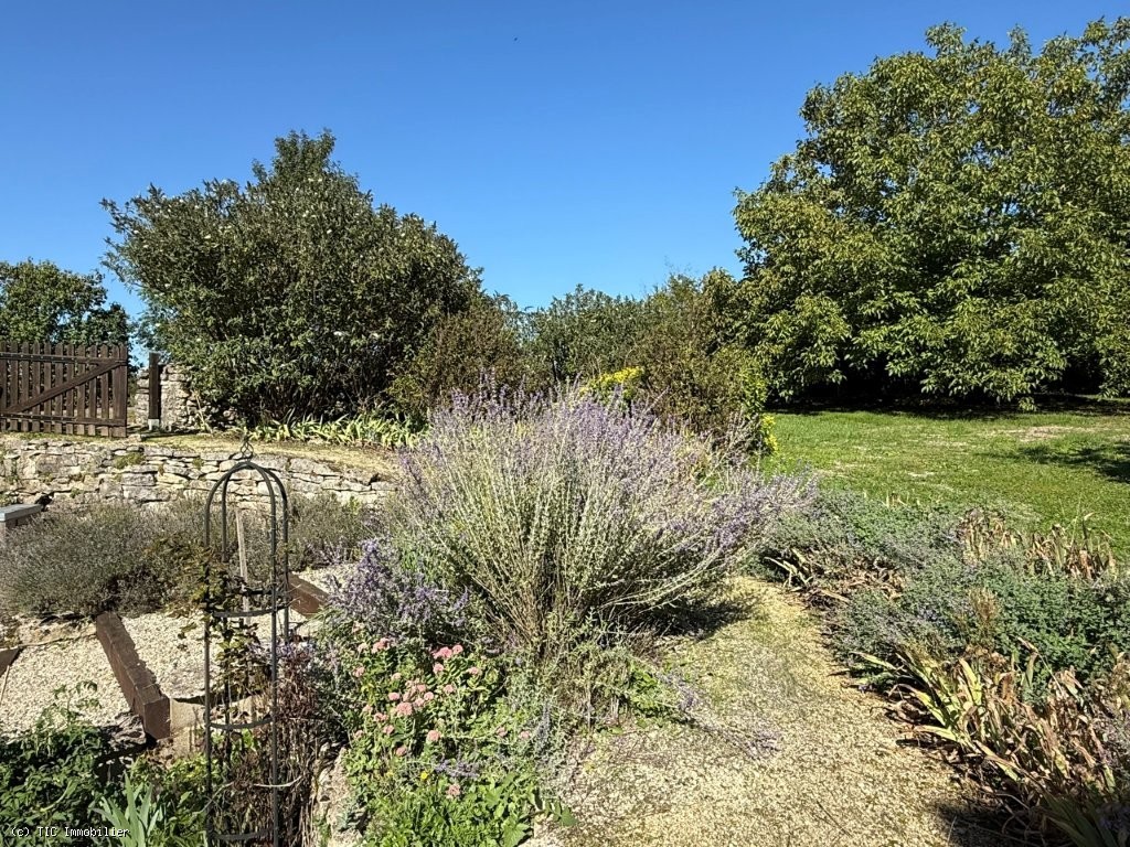 3 bedroom House in Verteuil-Sur-Charente, France – r7364