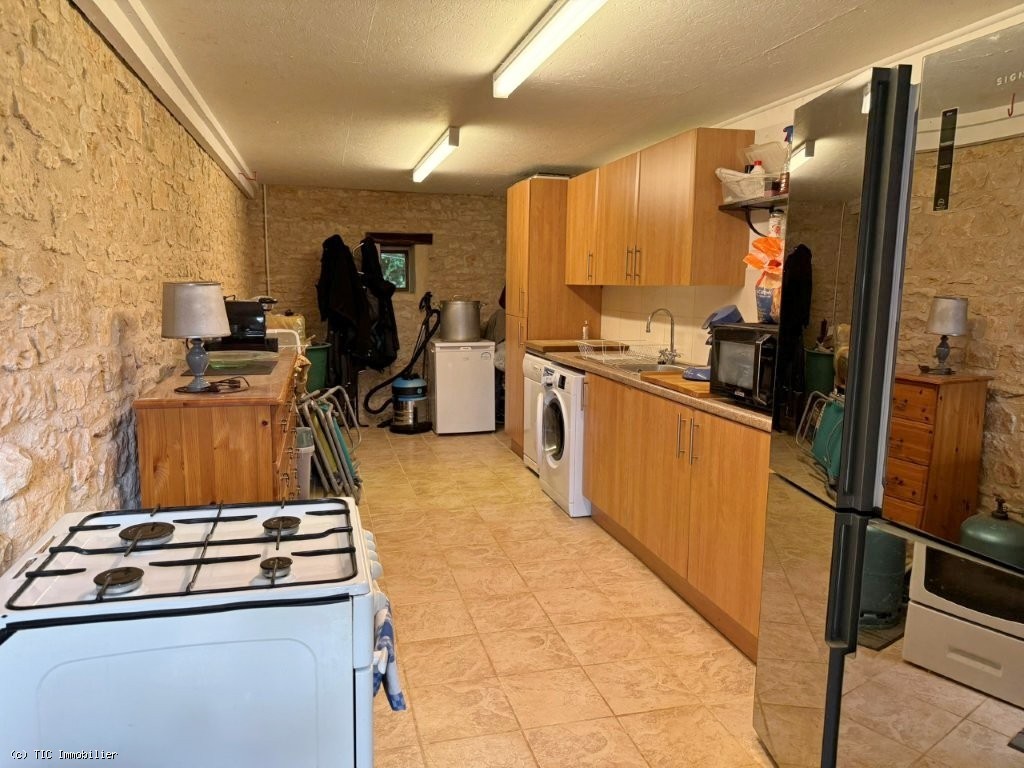 3 bedroom House in Verteuil-Sur-Charente, France – r7364