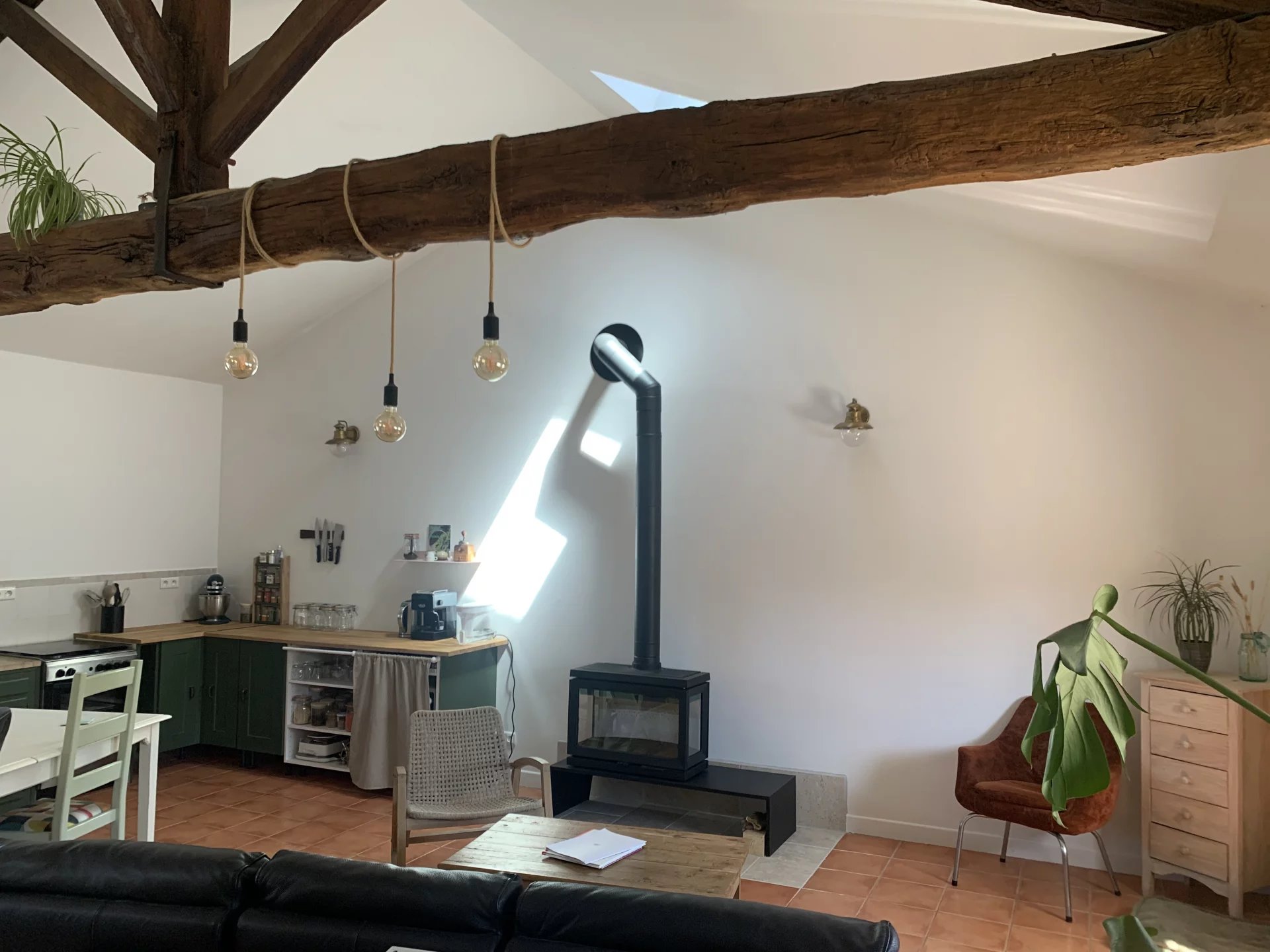 Fabulous country home with guest house and land, Poitou-Charentes – France – BVI81385