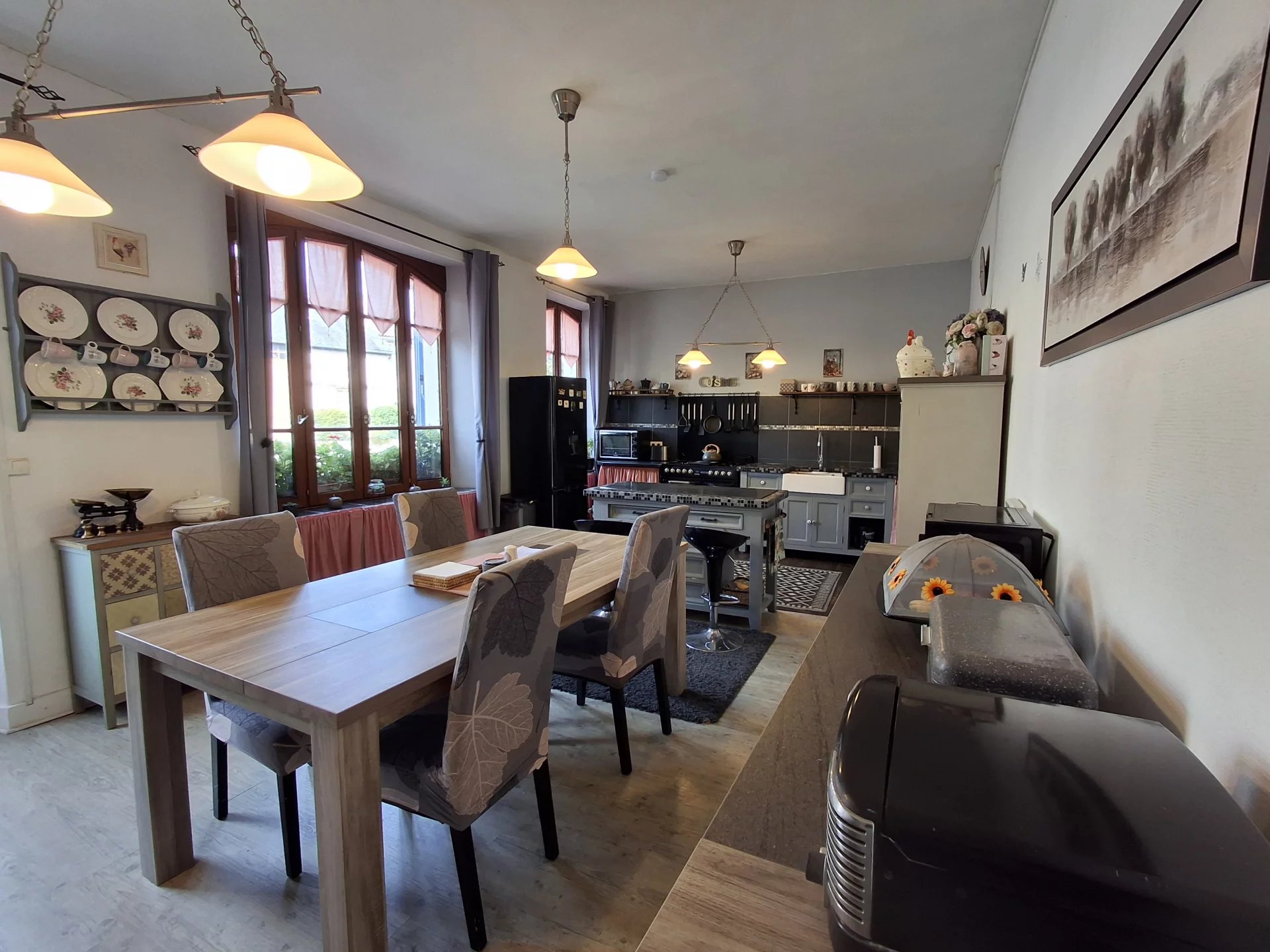 Character village house with 3 bedrooms, large kitchen diner and pretty garden, Limousin – France – BVI82748