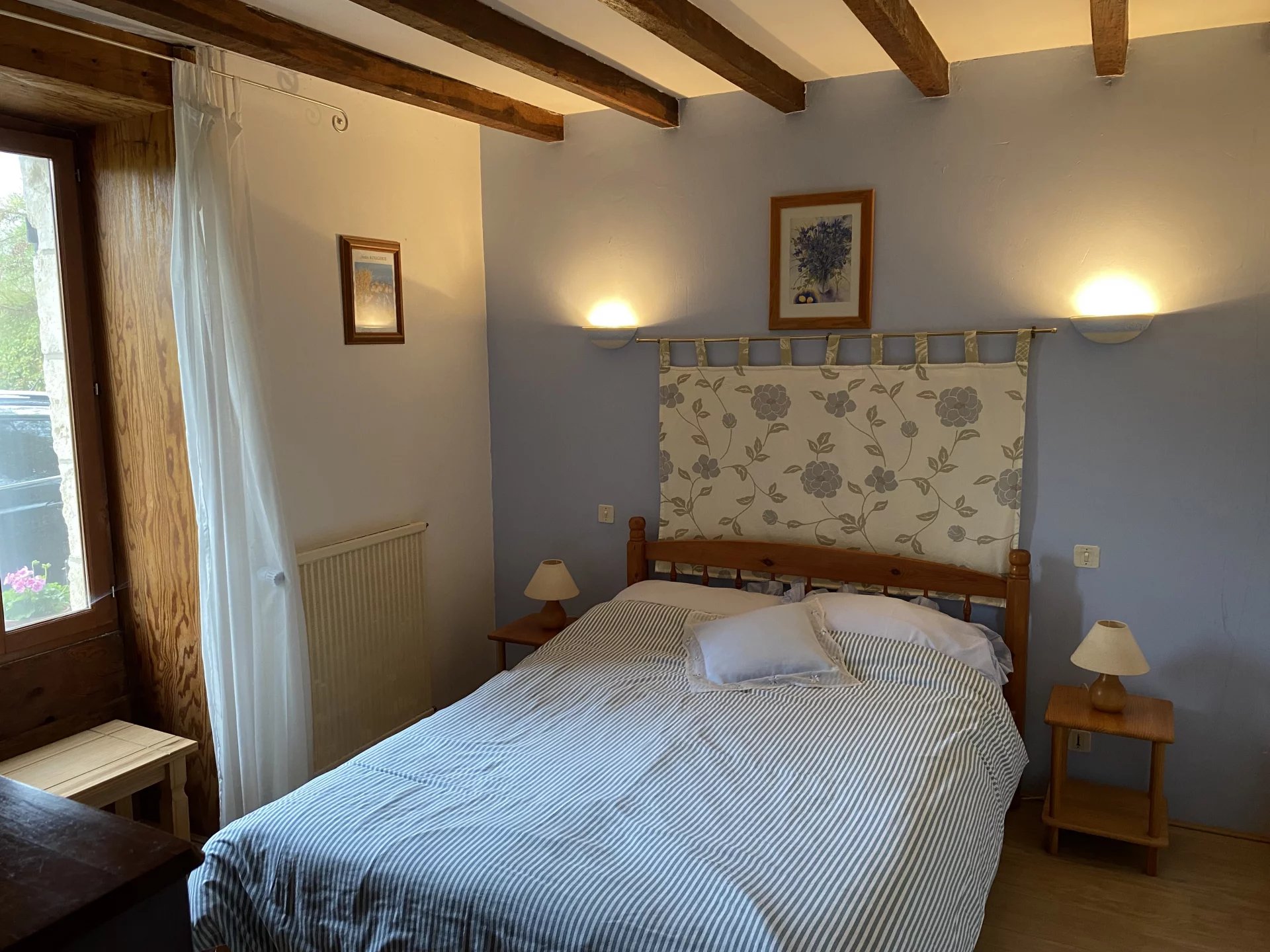 Charming Home with Pool and Countryside Views, Poitou-Charentes – France – BVI76980