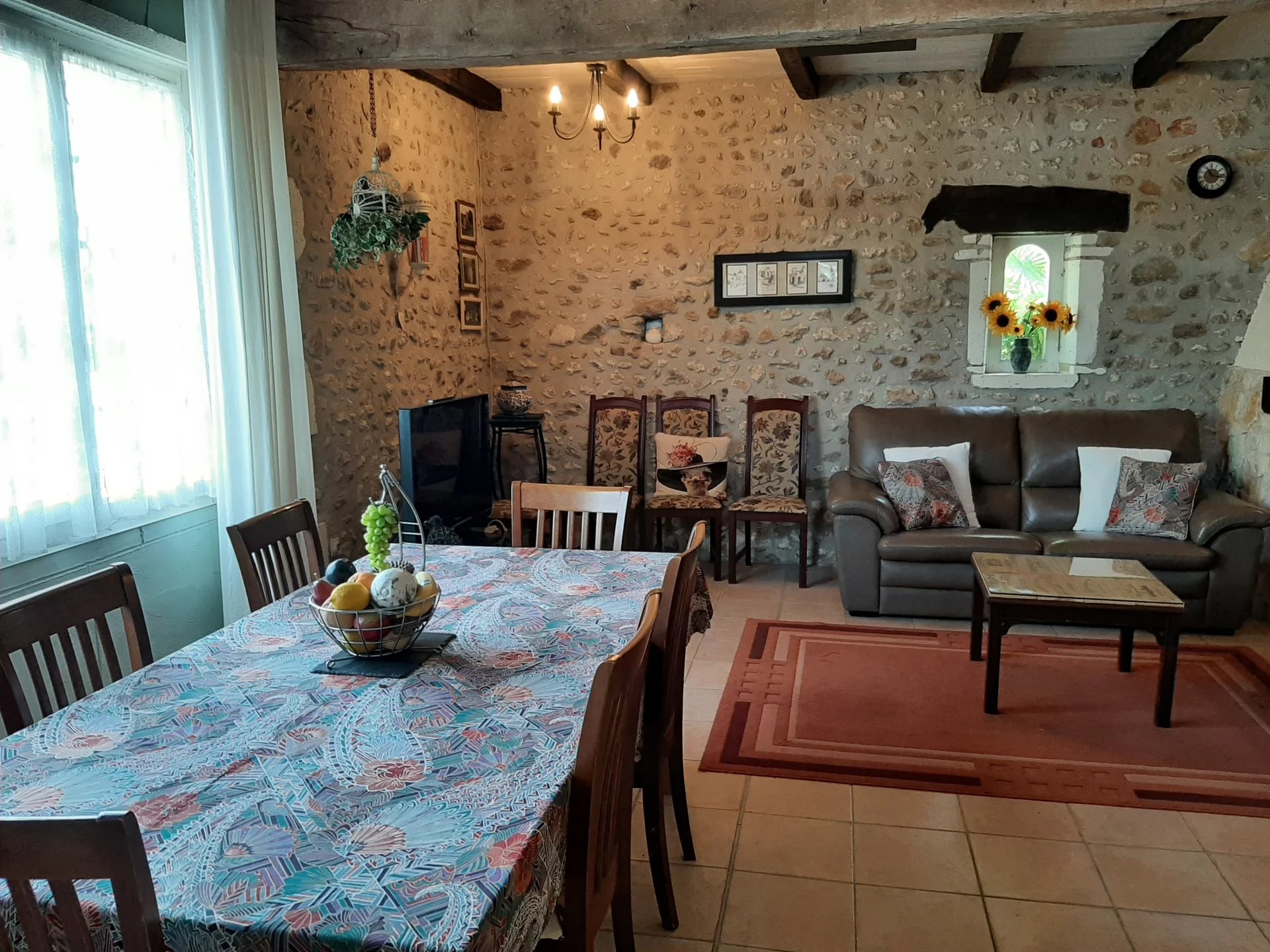 Two bedroom cottage in pretty hamlet, Aquitaine – France – BVI82094