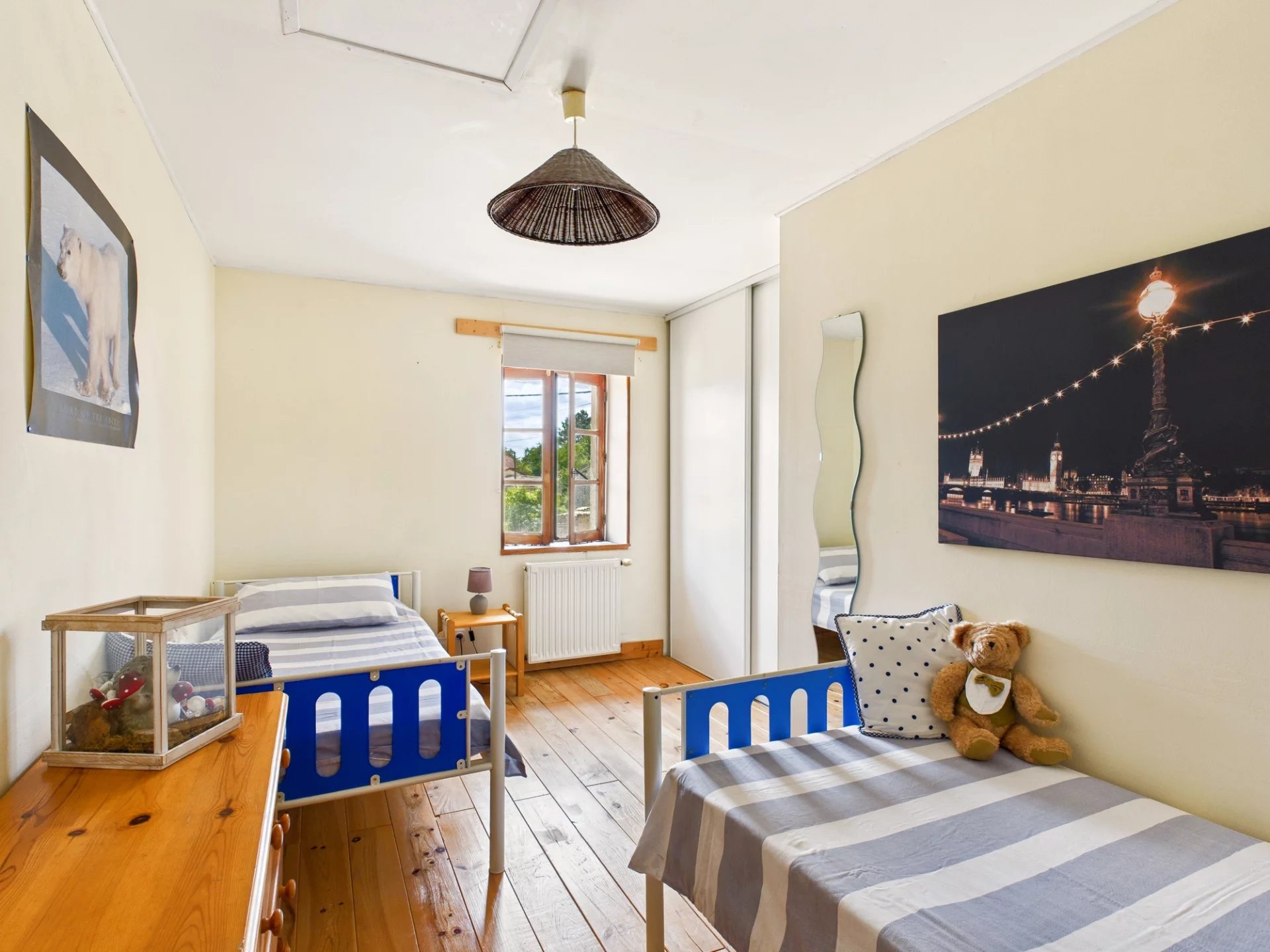 Bright, Well-Presented House with Guest Accommodation in Charming Rural Village, Poitou-Charentes – France – BVI81469