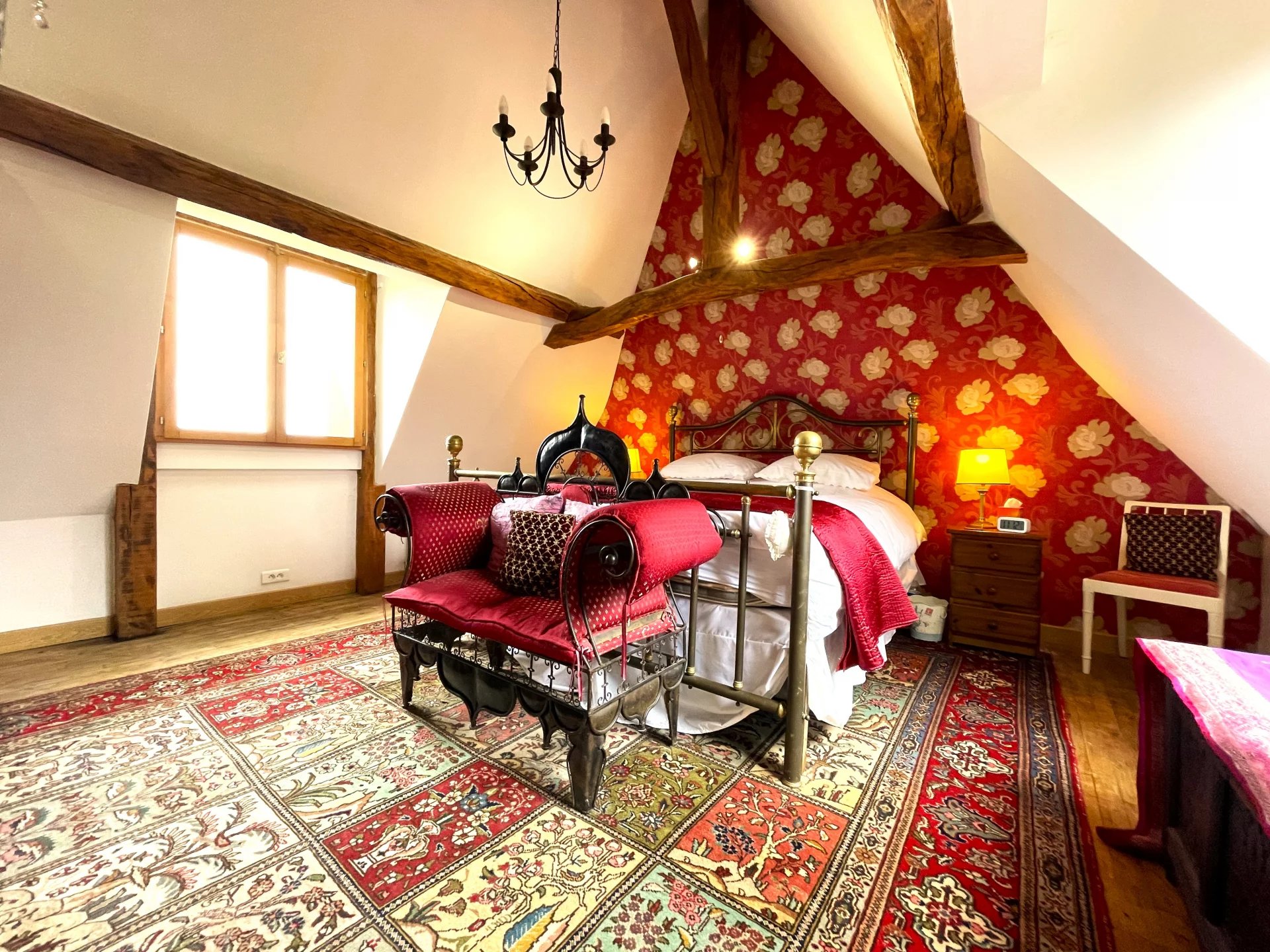 Beautifully renovated stone cottage in tranquil setting, Aquitaine – France – BVI74564