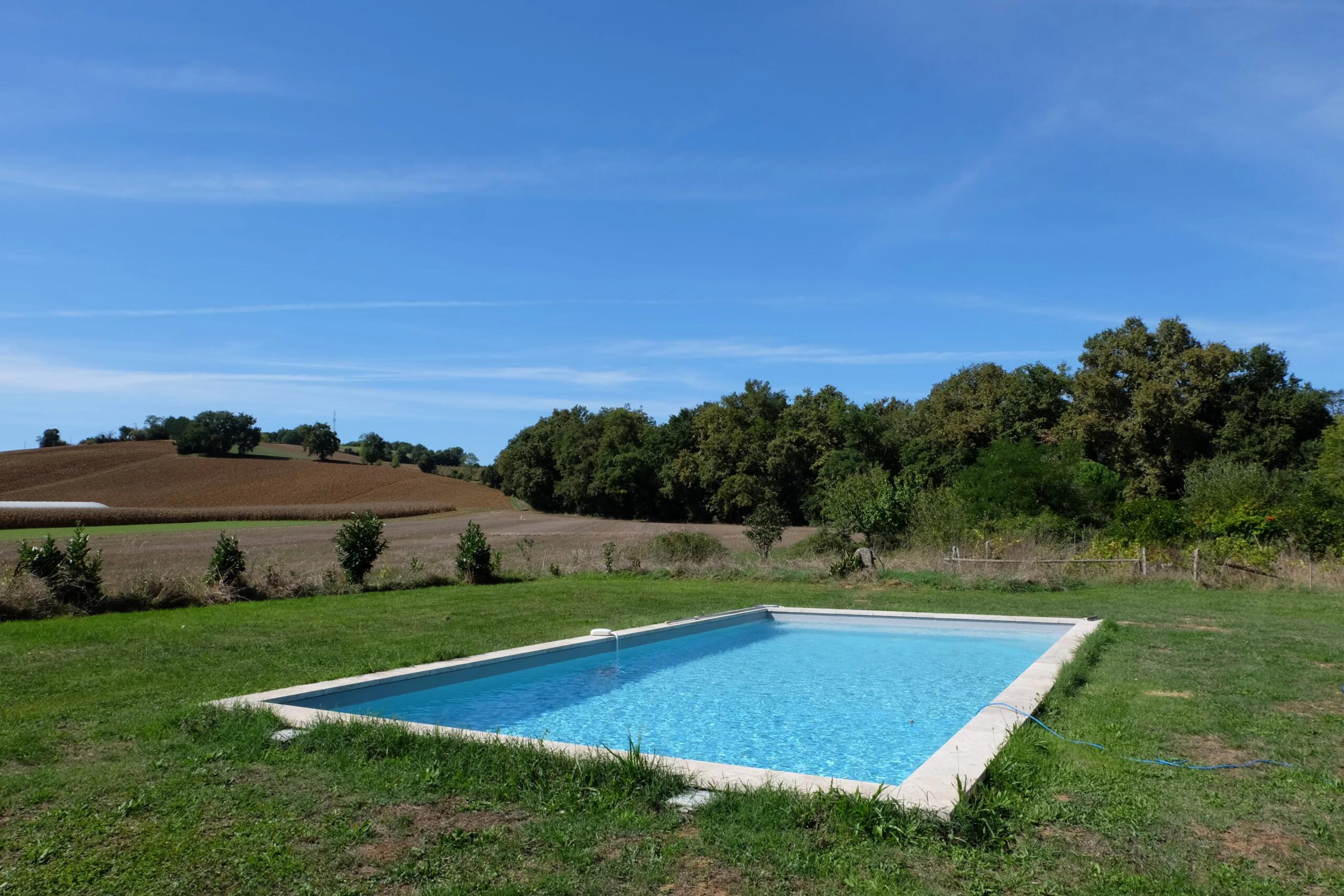 Manor house with pool and guest annexe, Aquitaine – France – BVI82793