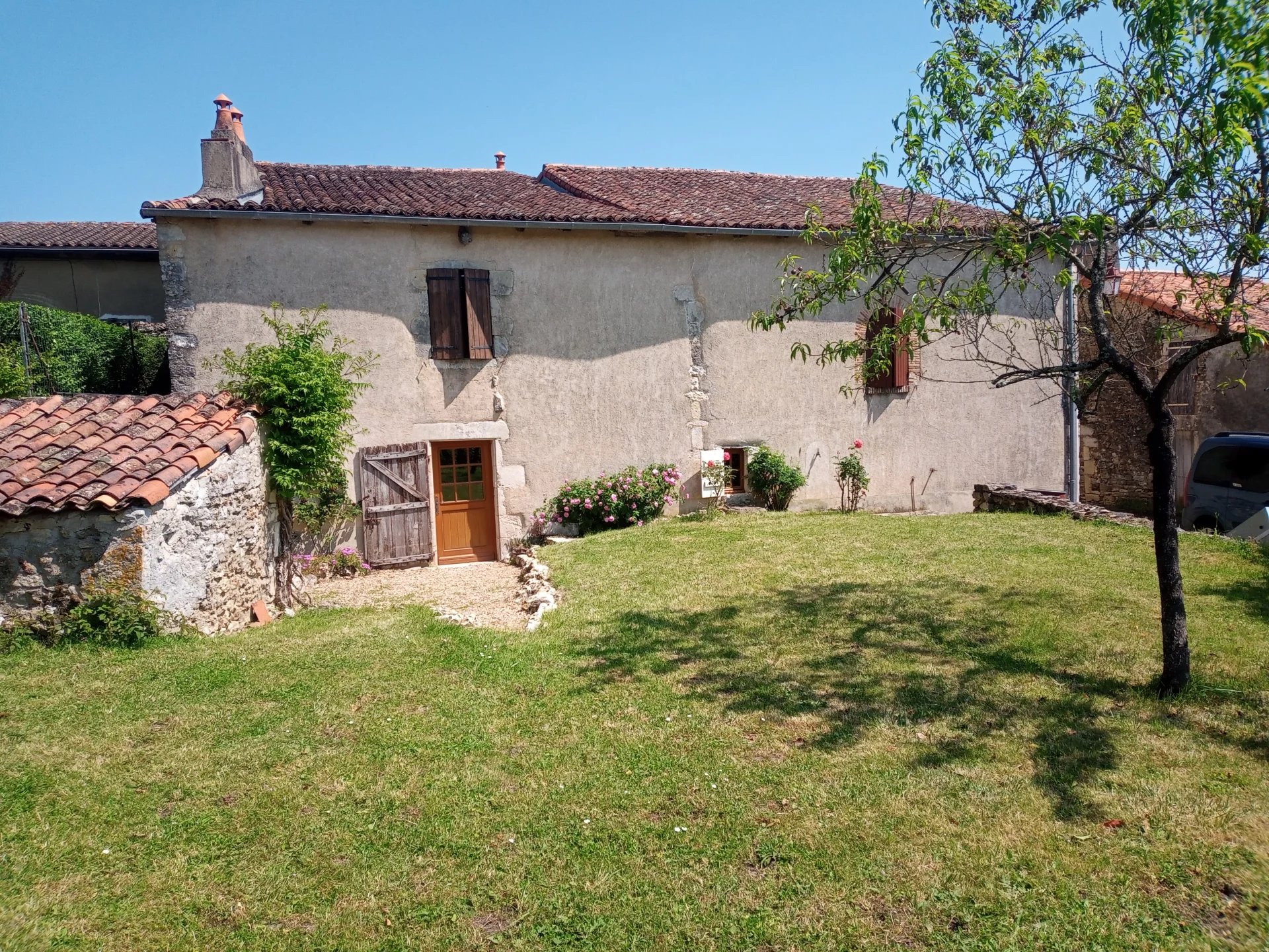 Charming village home, Poitou-Charentes – France – BVI82792