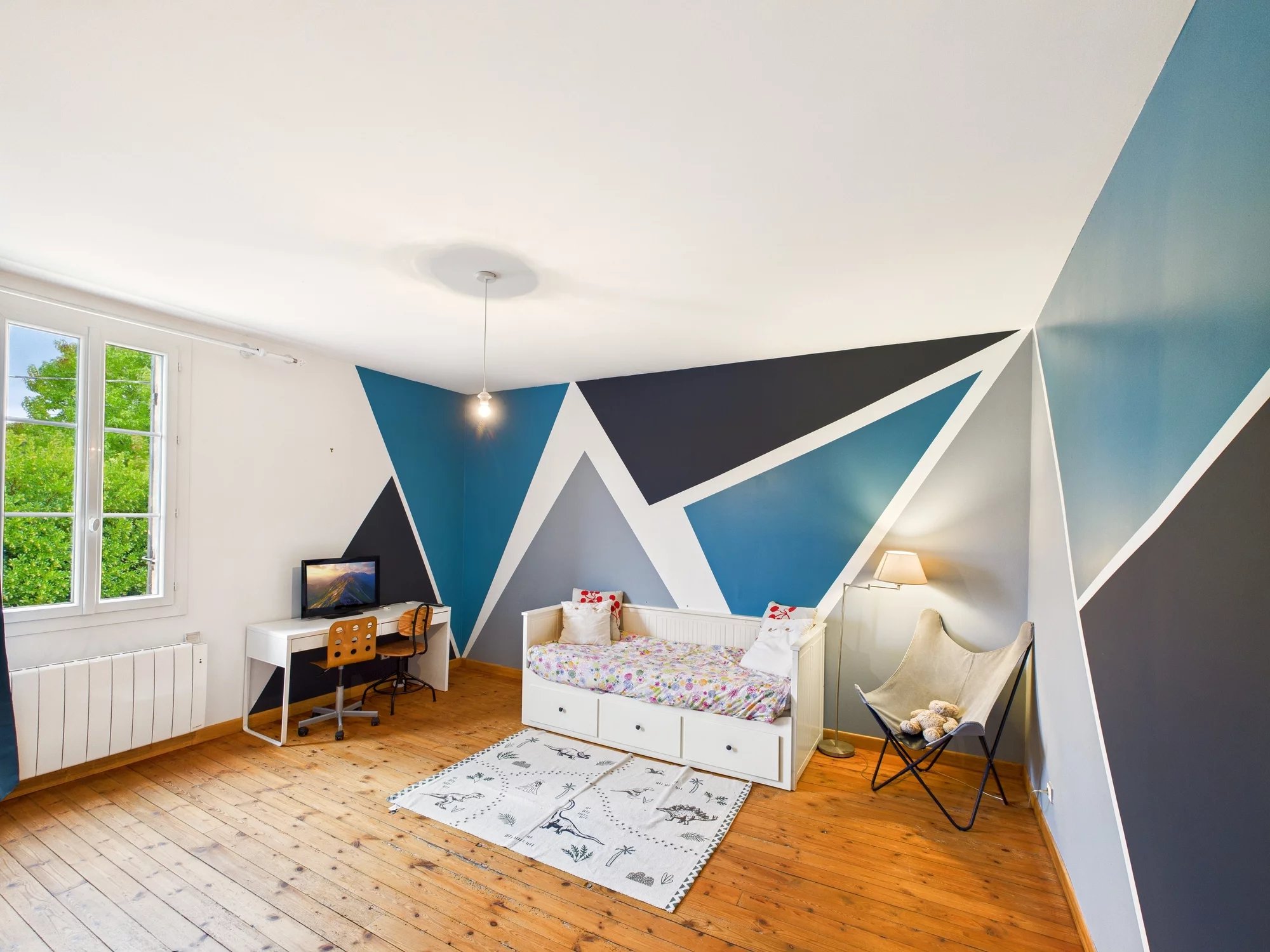 Exceptional stone Girondine house with annex, pool and garden near Bordeaux and Saint Emilion., Aquitaine – France – BVI82108