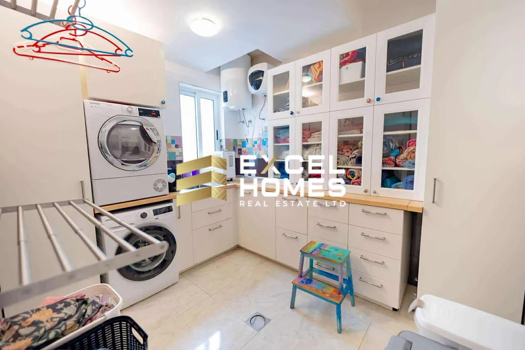 5 bedroom Apartment in Mellieha, Malta – 64171