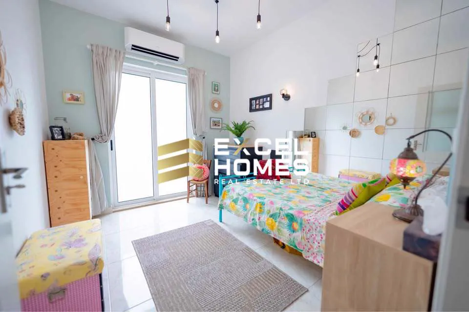 5 bedroom Apartment in Mellieha, Malta – 64171
