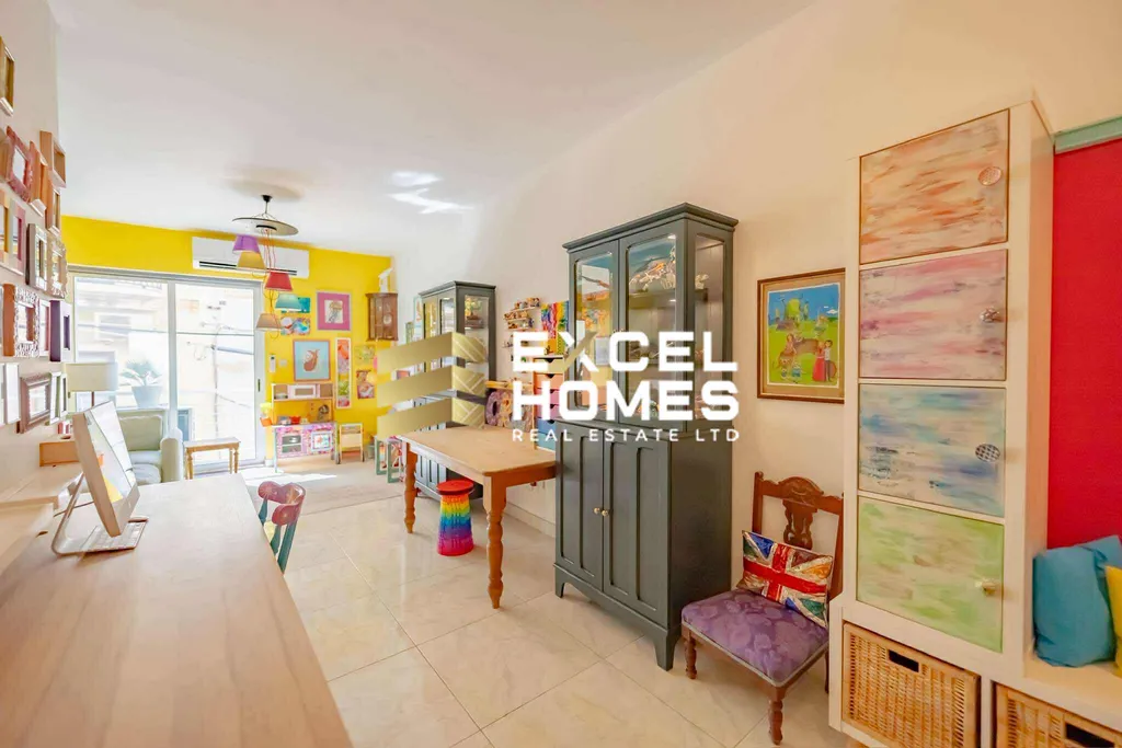 5 bedroom Apartment in Mellieha, Malta – 64171