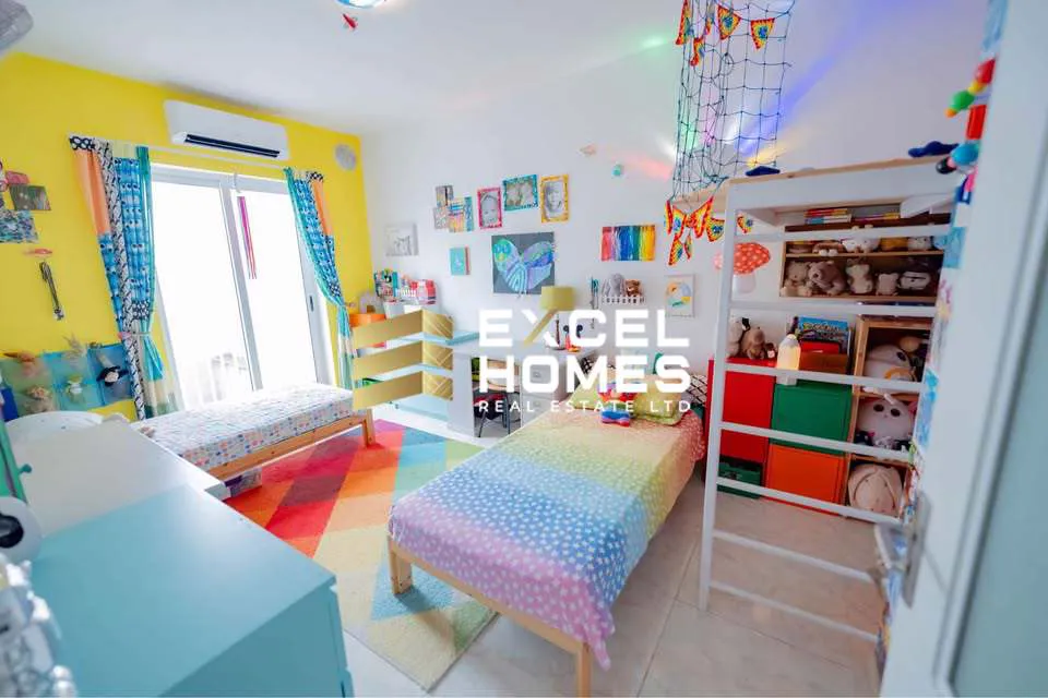 5 bedroom Apartment in Mellieha, Malta – 64171