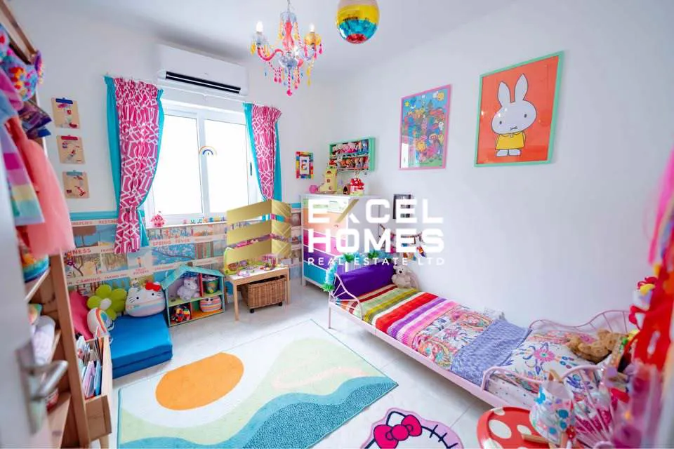 5 bedroom Apartment in Mellieha, Malta – 64171