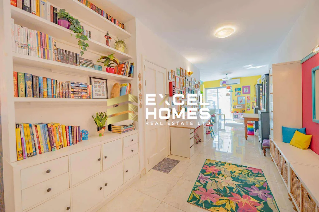 5 bedroom Apartment in Mellieha, Malta – 64171