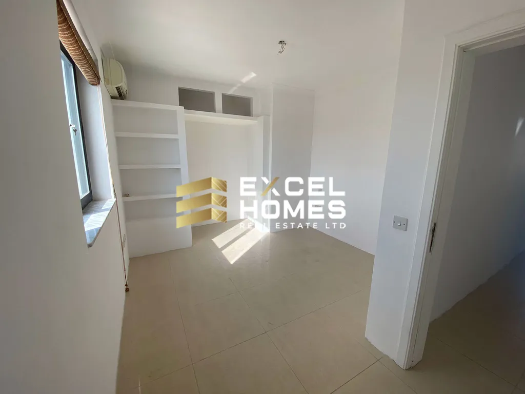 3 bedroom Penthouse in Sliema, Malta – 64143