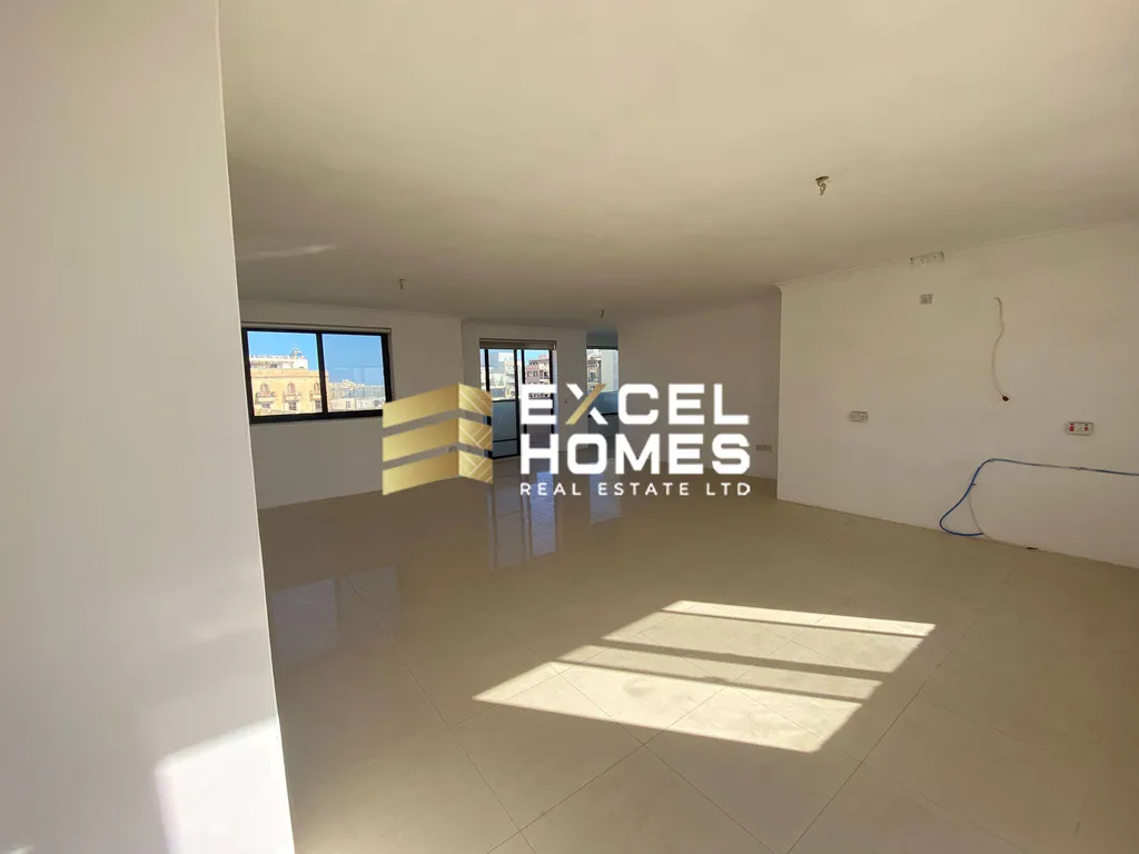 3 bedroom Penthouse in Sliema, Malta – 64143