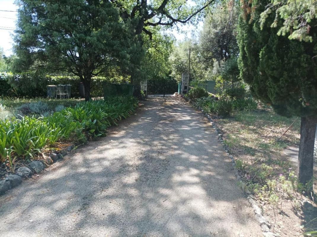 5 bedroom maison in Le Rouret, Alpes-Maritimes, France – 12030381187