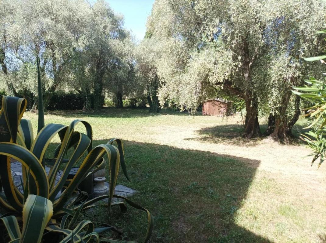 5 bedroom maison in Le Rouret, Alpes-Maritimes, France – 12030381187