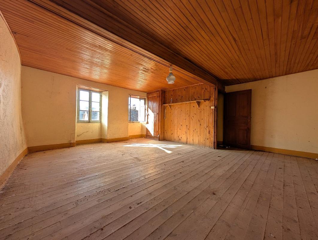 maison a renover in Villecomtal, Aveyron, France