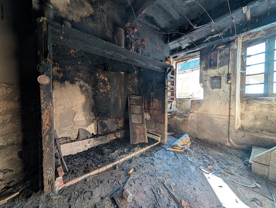 maison a renover in Villecomtal, Aveyron, France