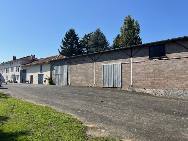 5 bedroom propriete in Oradour Sur Vayre, Haute-Vienne, France