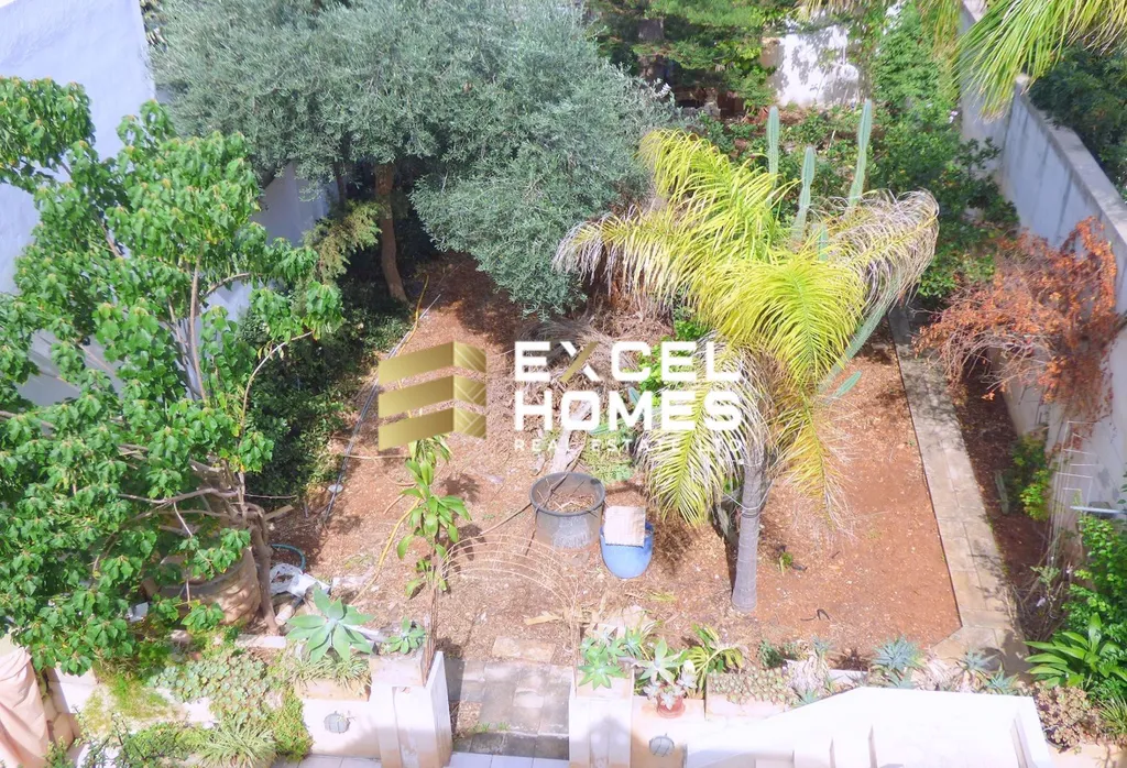 4 bedroom Villa in San Pawl Tat-Targa, Malta – 23527